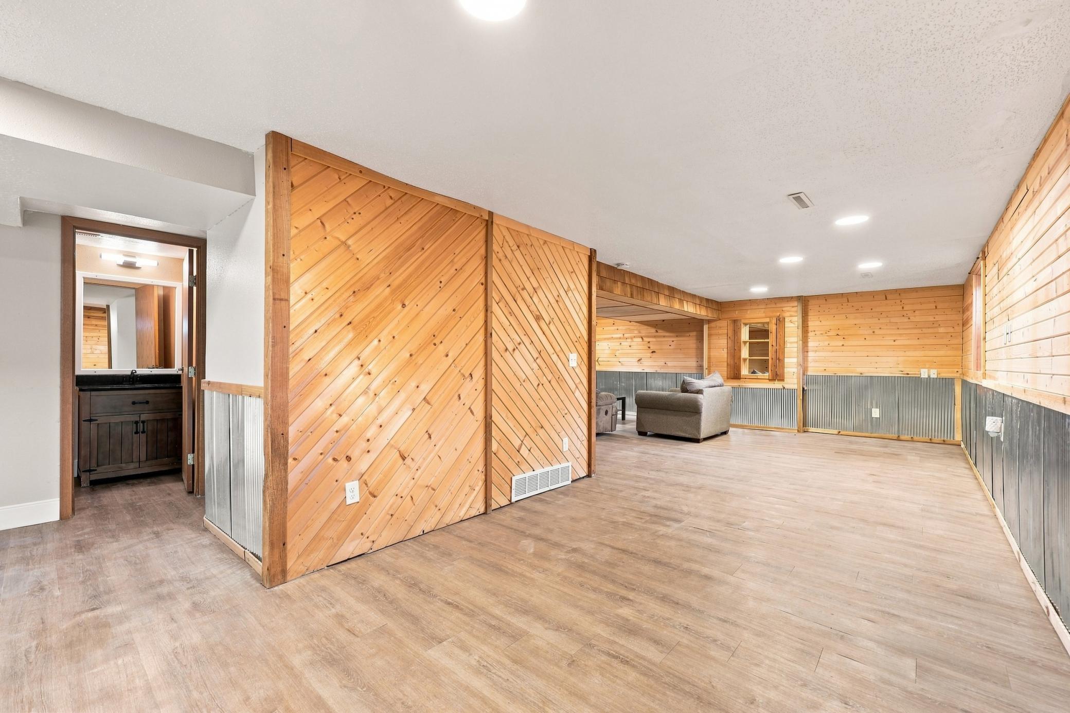 1920 single family home for sale at 202 1st Avenue SW in Dilworth, MN — 4 bed, 2 bath (photo 22 of 32)