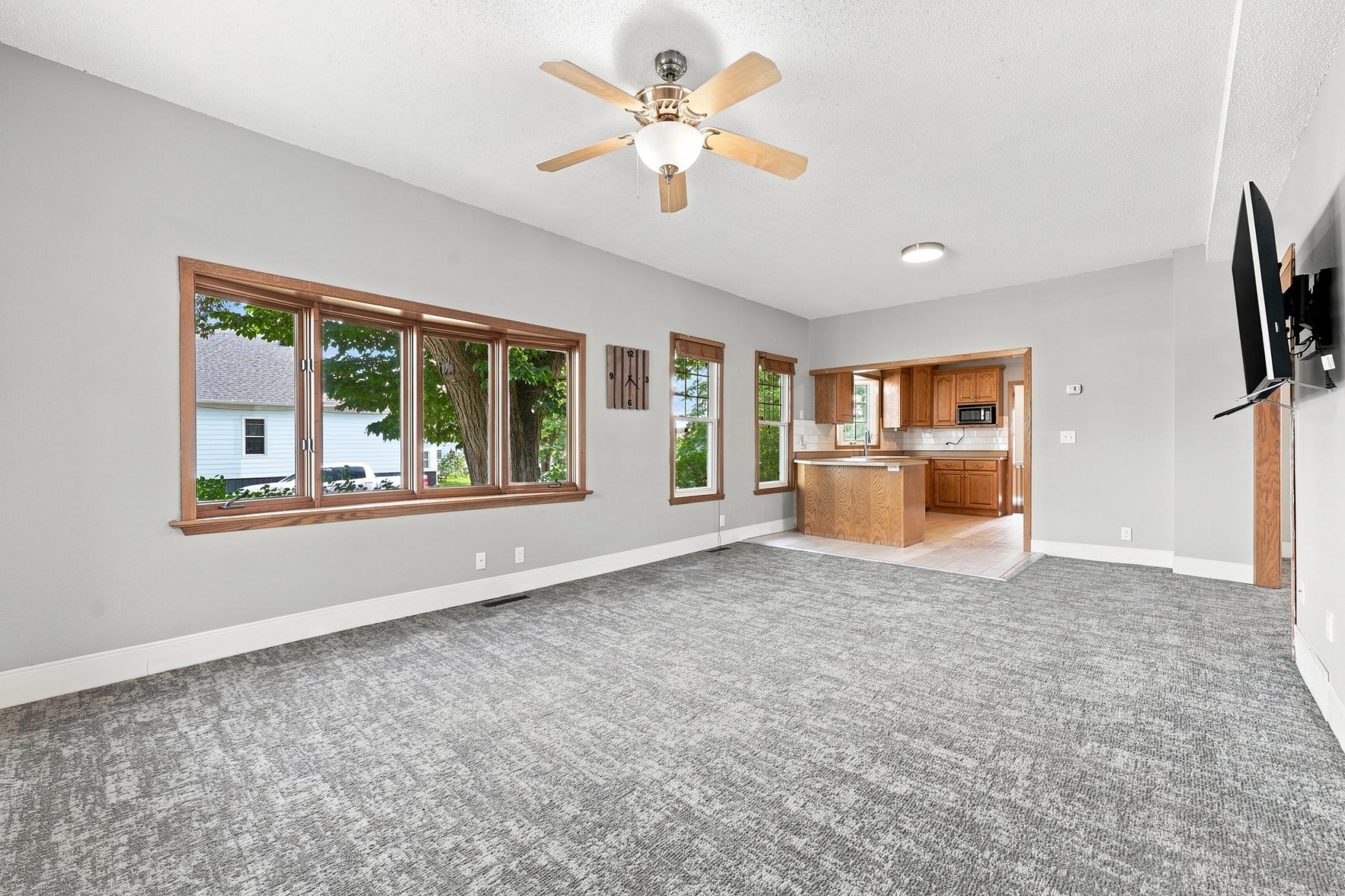 1920 single family home for sale at 202 1st Avenue SW in Dilworth, MN — 4 bed, 2 bath (photo 4 of 32)