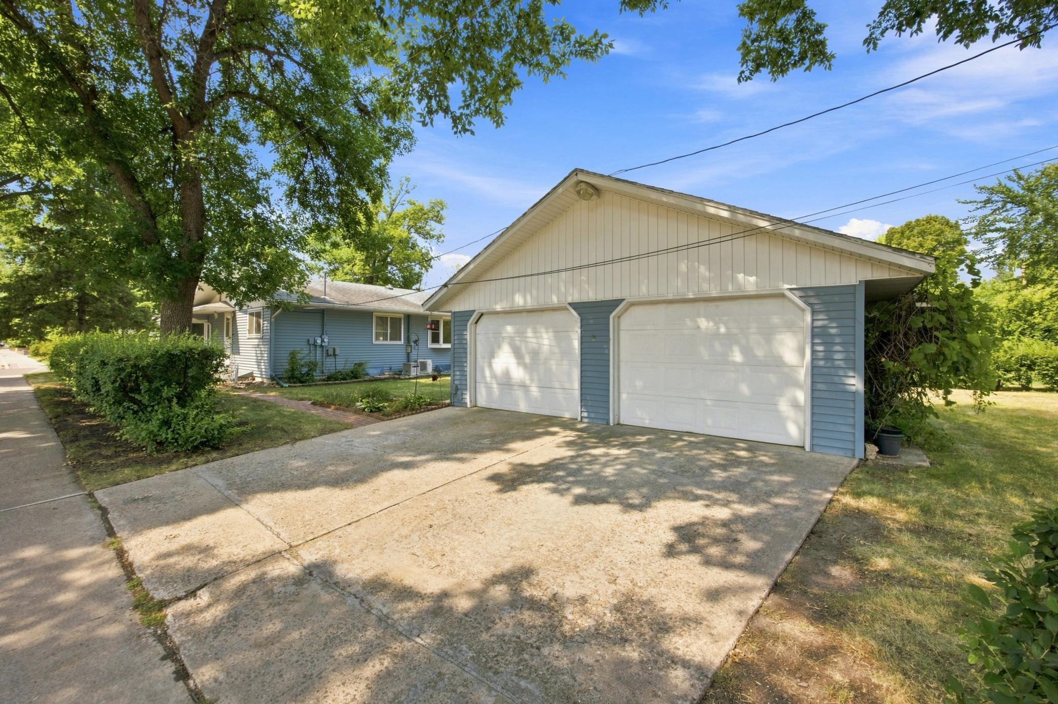 1914 15th Street S, Moorhead MN 56560 - Photo 32 of 43
