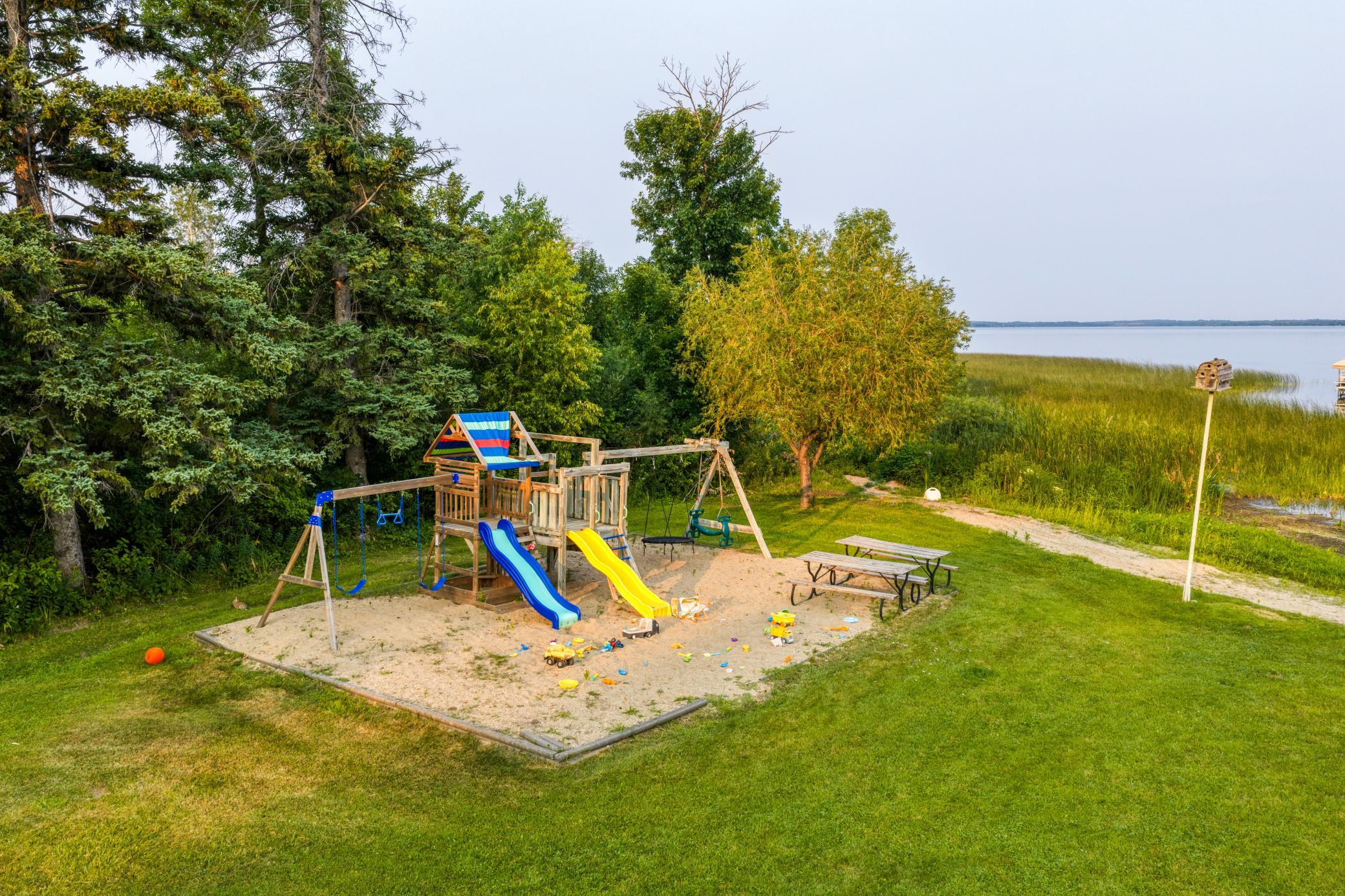 2008 single family home for sale at 36282 Rush Lake Loop, Unit 29A in Ottertail, MN — 3 bed, 2 bath (photo 5 of 43)