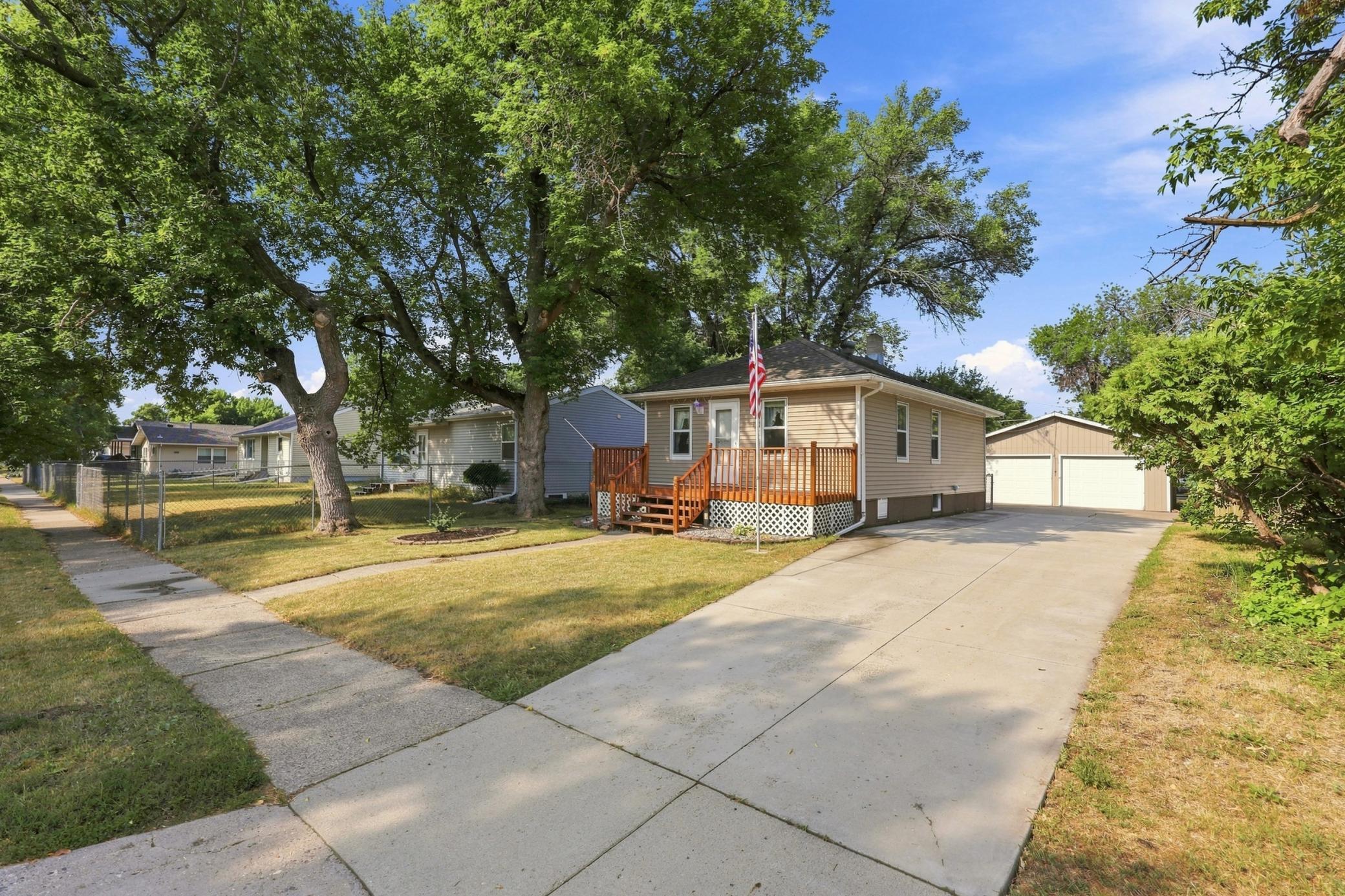 922 27th Street N, Fargo ND 58102 - Photo 2 of 26