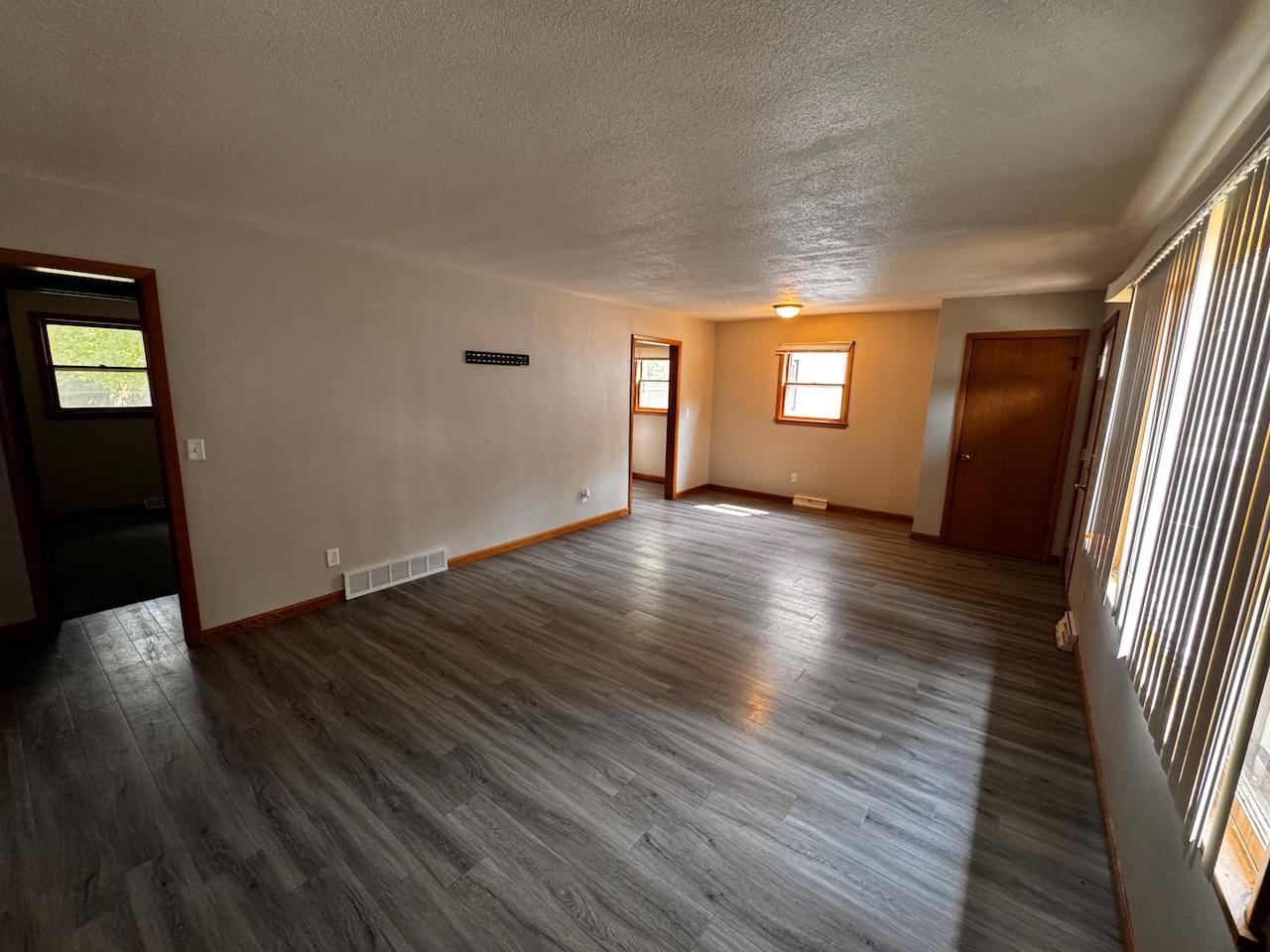 706 20th Street N, Moorhead MN 56560 - Photo 7 of 27