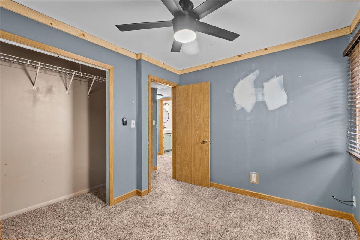 1957 single family home for sale at 609 Center Street S in Wahpeton, ND — 2 bed, 1 bath (photo 35 of 45)