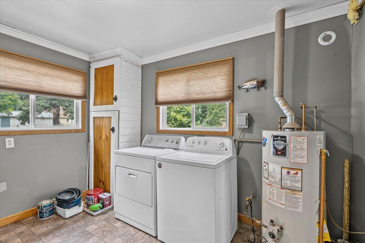 1957 single family home for sale at 609 Center Street S in Wahpeton, ND — 2 bed, 1 bath (photo 43 of 45)