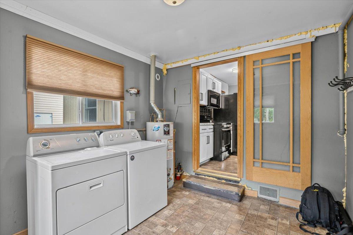 1957 single family home for sale at 609 Center Street S in Wahpeton, ND — 2 bed, 1 bath (photo 44 of 45)