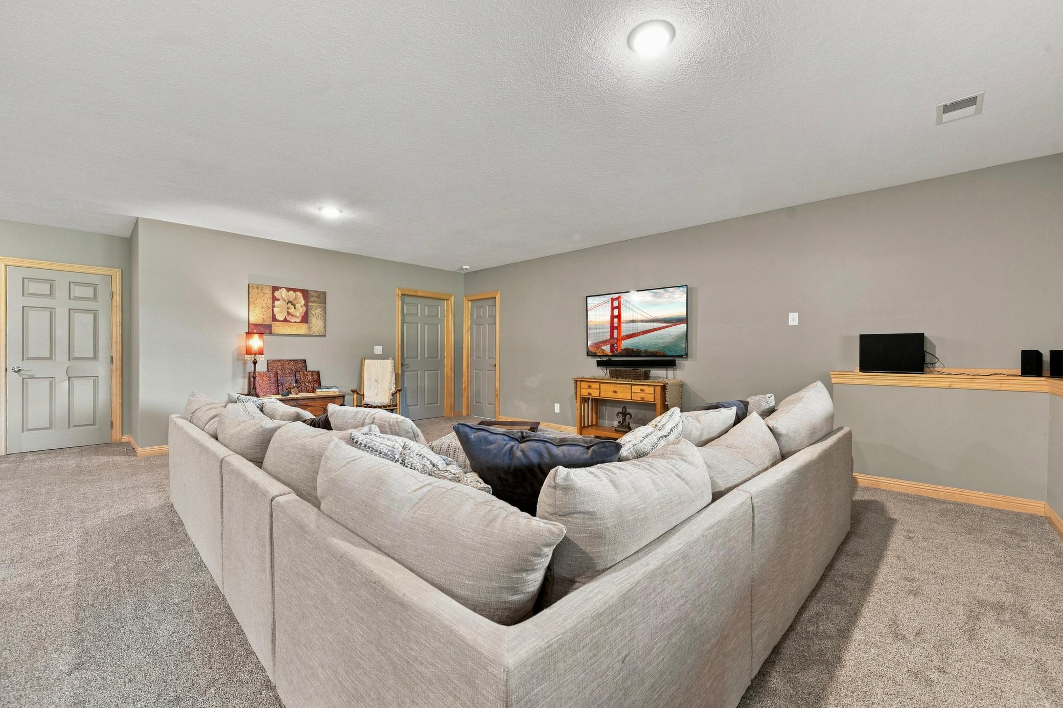 2003 single family home for sale at 1003 Latoka Heights Lane SW in Alexandria, MN — 5 bed, 4 bath (photo 37 of 58)