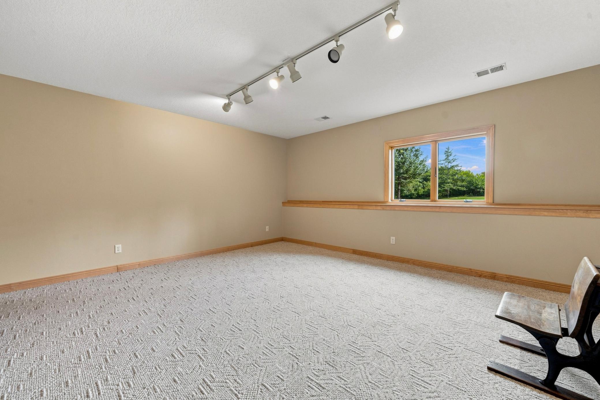 2003 single family home for sale at 1003 Latoka Heights Lane SW in Alexandria, MN — 5 bed, 4 bath (photo 46 of 58)