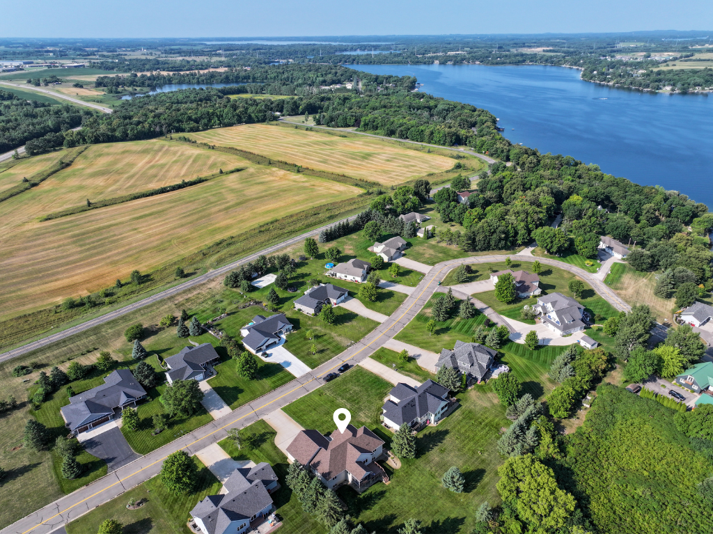 2003 single family home for sale at 1003 Latoka Heights Lane SW in Alexandria, MN — 5 bed, 4 bath (photo 53 of 58)