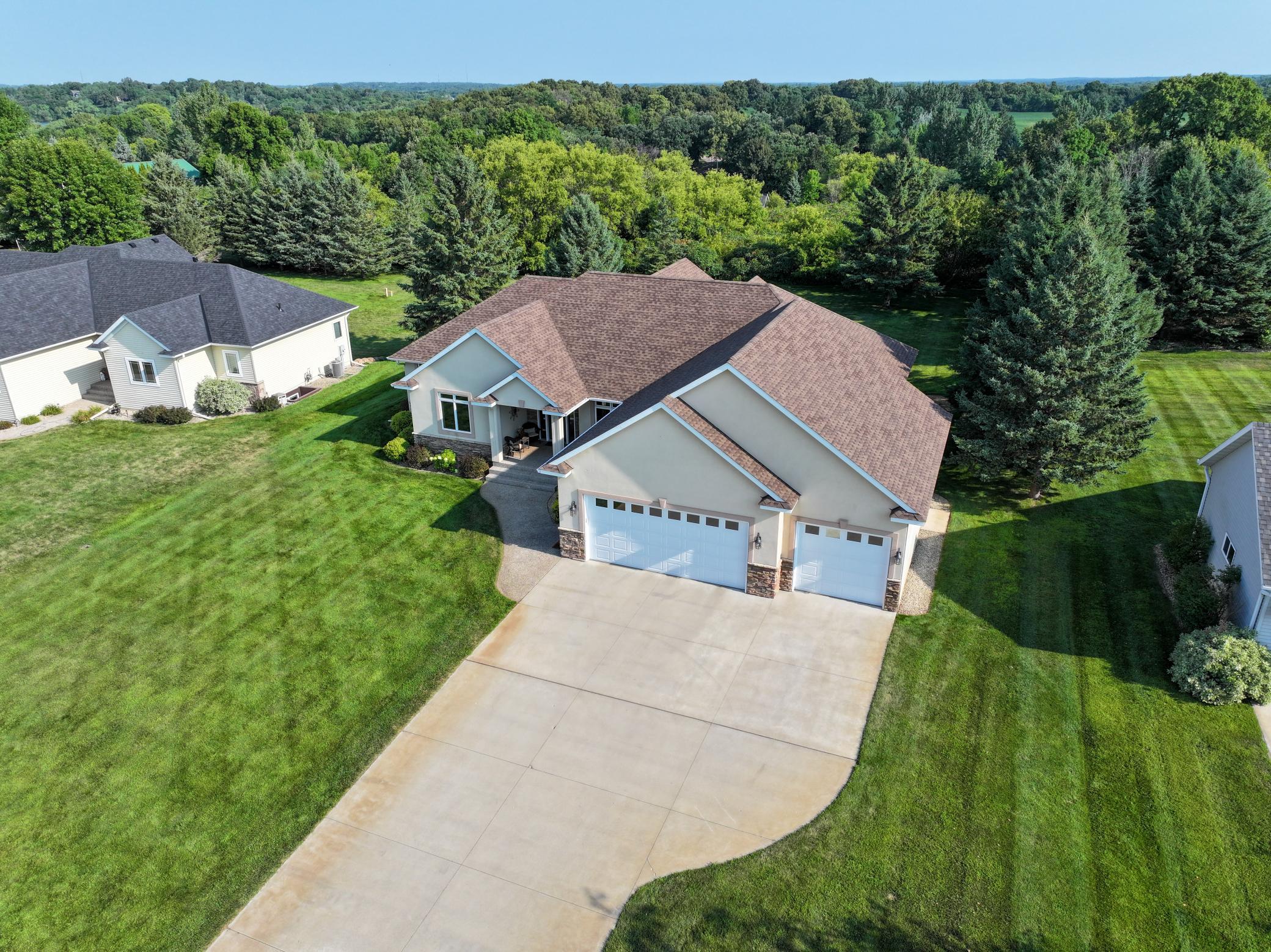 2003 single family home for sale at 1003 Latoka Heights Lane SW in Alexandria, MN — 5 bed, 4 bath (photo 54 of 58)