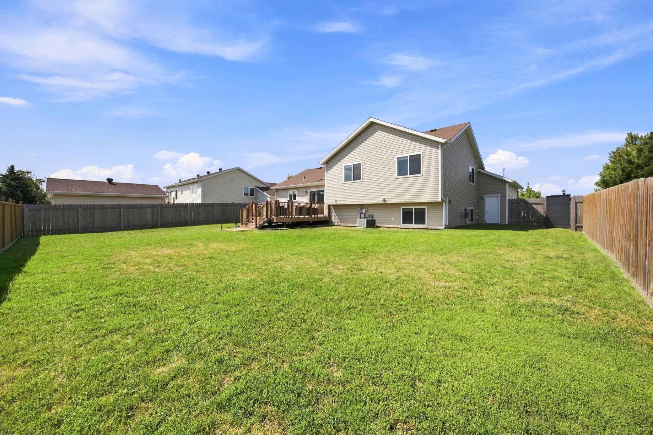 2007 single family home for sale at 3650 Taylor Street S in Fargo, ND — 4 bed, 2 bath (photo 31 of 31)
