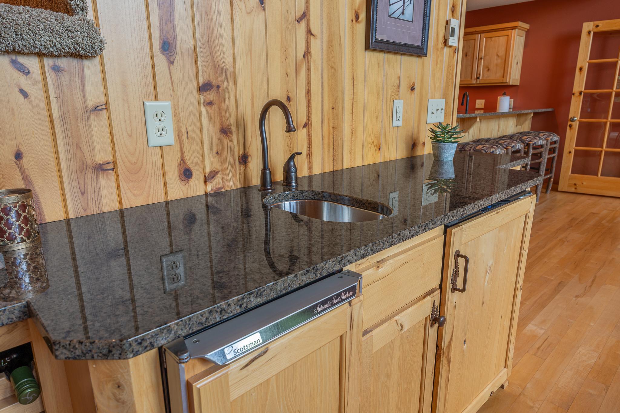2007 single family home for sale at 2392 Fahrenholz Road NE in Longville, MN — 4 bed, 4 bath (photo 38 of 82)