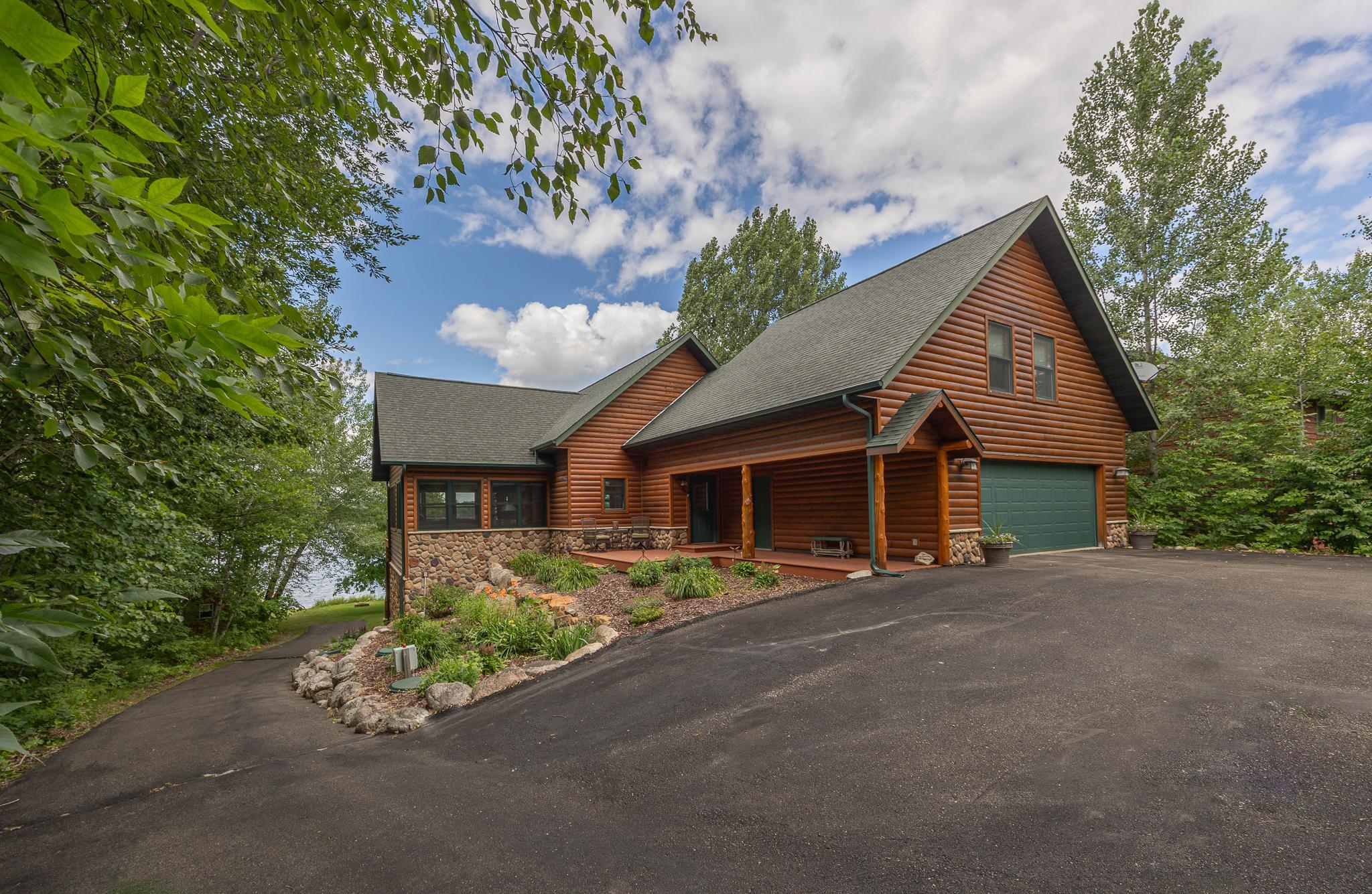 2007 single family home for sale at 2392 Fahrenholz Road NE in Longville, MN — 4 bed, 4 bath (photo 6 of 82)