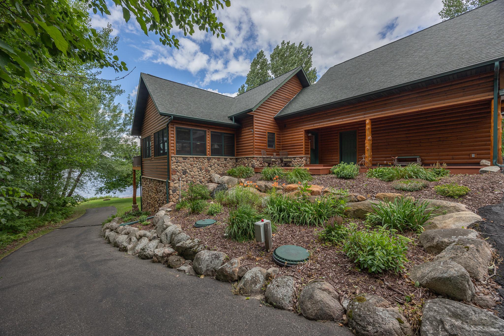 2007 single family home for sale at 2392 Fahrenholz Road NE in Longville, MN — 4 bed, 4 bath (photo 7 of 82)