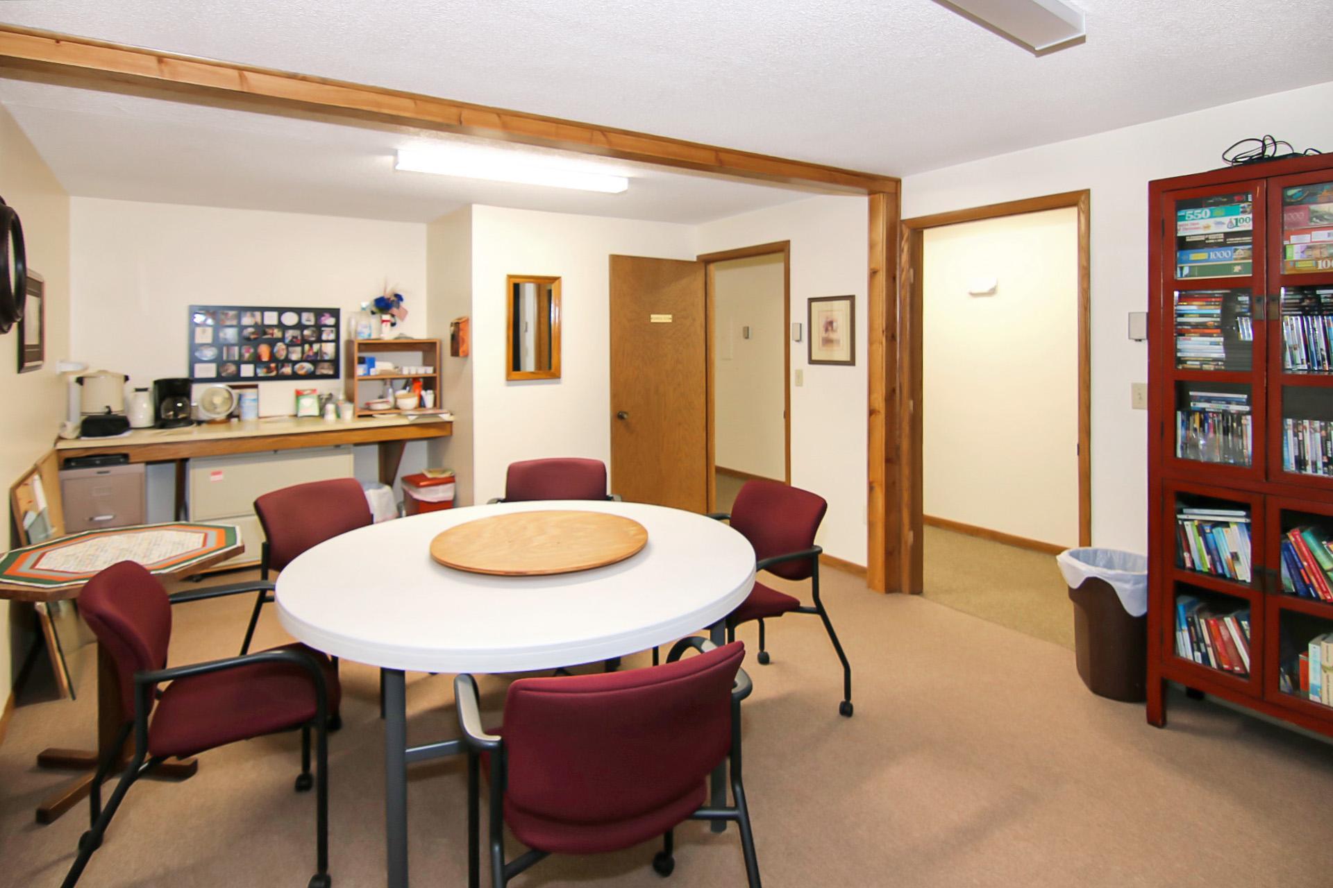 1983 condo for sale at 31018 Rasmussen Road Unit #101 in Pequot Lakes, MN — 1 bed, 1 bath (photo 22 of 26)