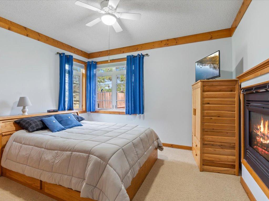 1998 townhouse for sale at 4612 Hemlock Lane in Pequot Lakes, MN — 3 bed, 3 bath (photo 12 of 37)