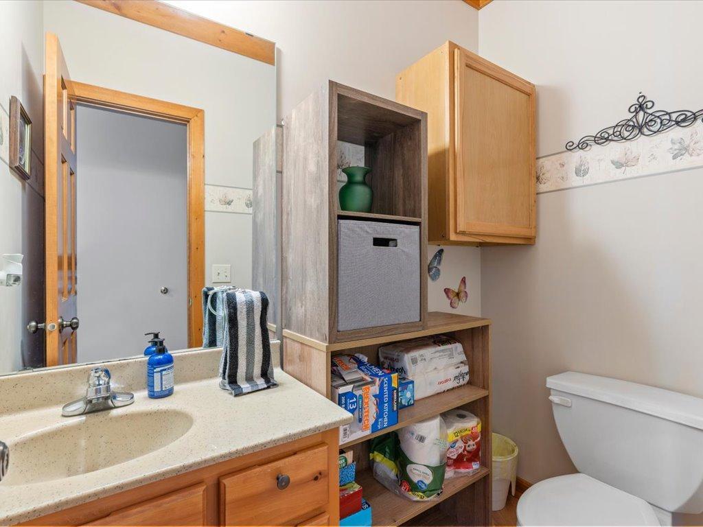 1998 townhouse for sale at 4612 Hemlock Lane in Pequot Lakes, MN — 3 bed, 3 bath (photo 16 of 37)