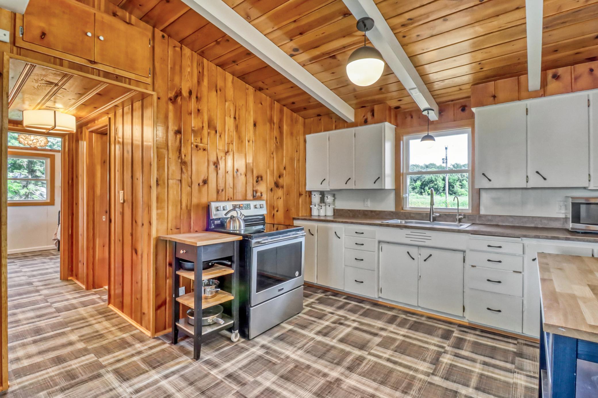 1954 single family home for sale at 20971 Summer Haven Road in Pelican Rapids, MN — 3 bed, 2 bath (photo 12 of 52)