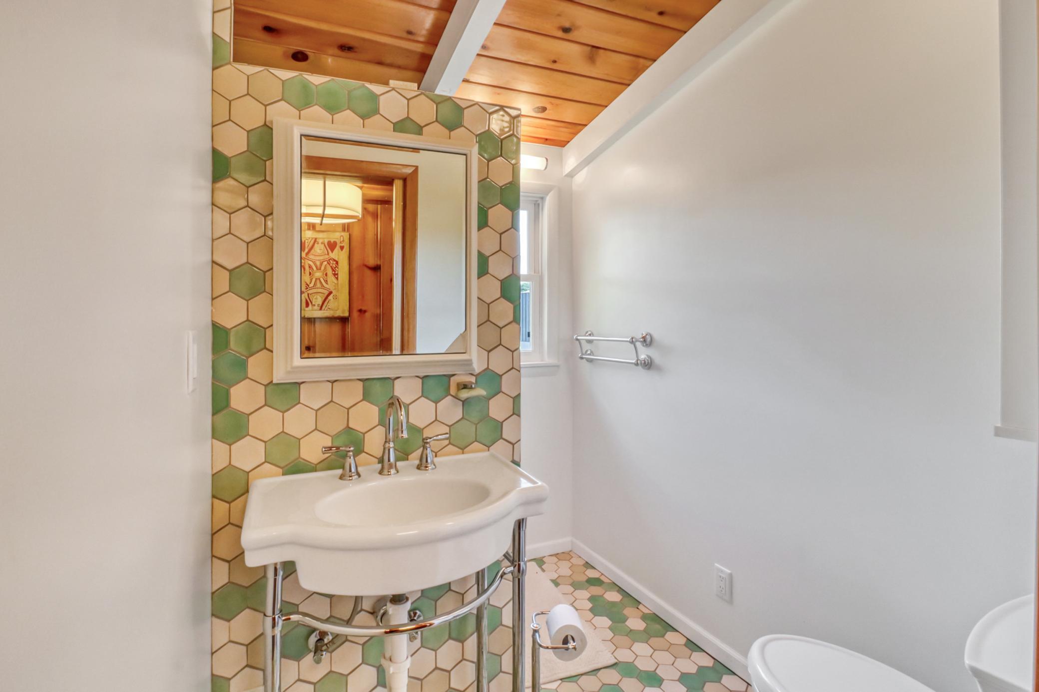 1954 single family home for sale at 20971 Summer Haven Road in Pelican Rapids, MN — 3 bed, 2 bath (photo 15 of 52)