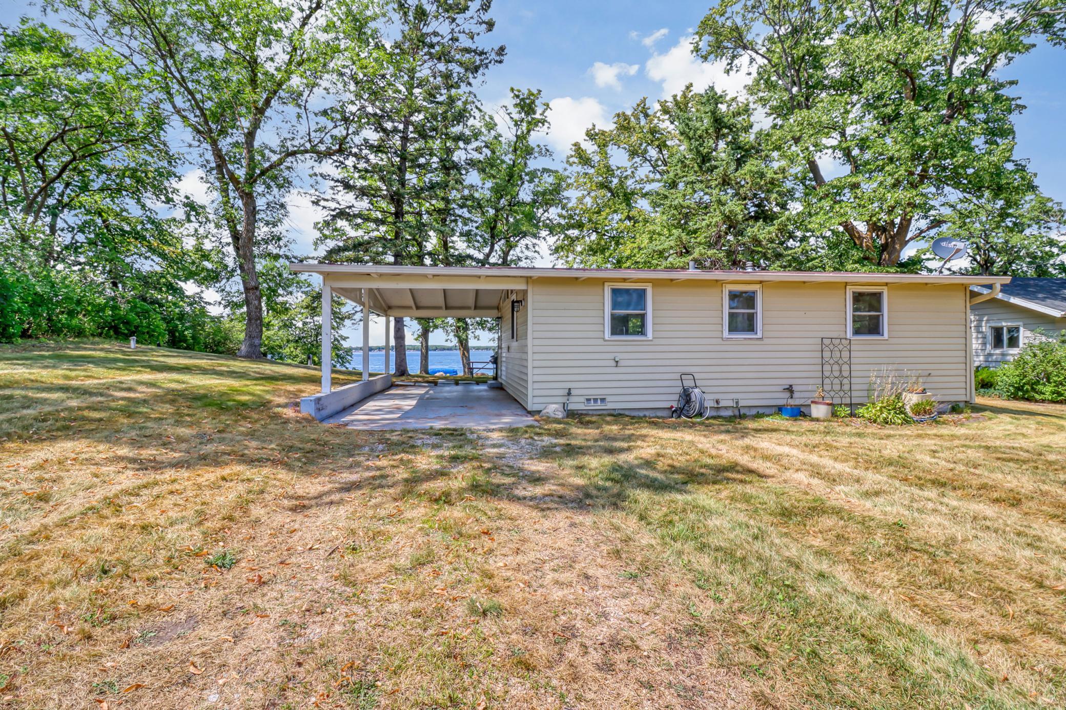 1954 single family home for sale at 20971 Summer Haven Road in Pelican Rapids, MN — 3 bed, 2 bath (photo 4 of 52)