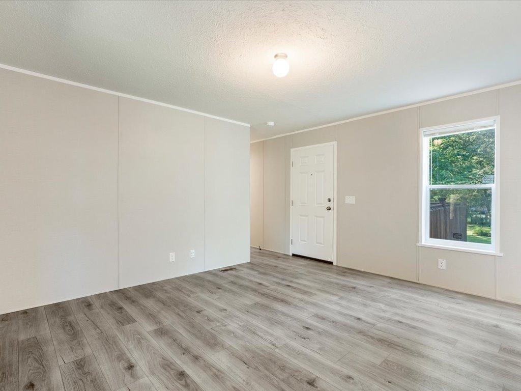 2026 single family home for sale at 37471 Deer Ridge Drive in Crosslake, MN — 3 bed, 2 bath (photo 3 of 42)