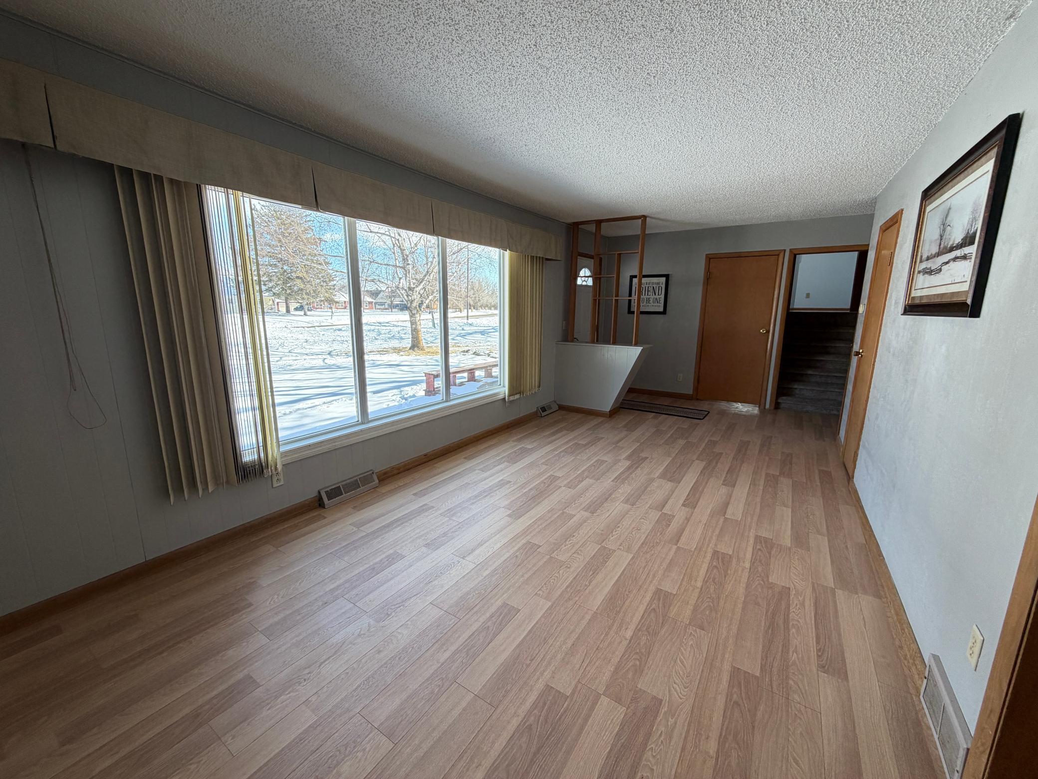 1920 single family home for sale at 17915 140th Avenue NE in Thief River Falls, MN — 2 bed, 2 bath (photo 8 of 15)