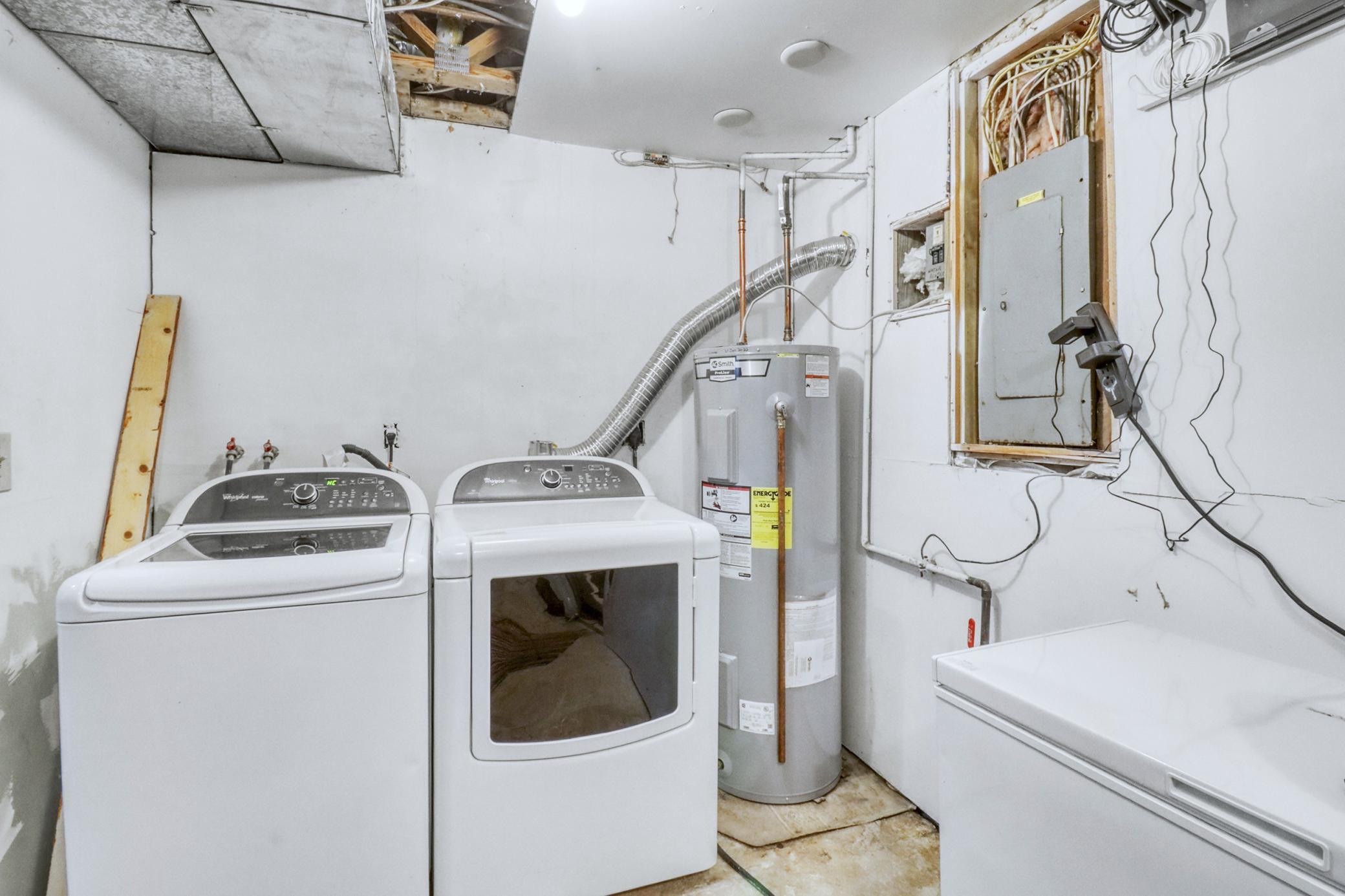 1982 single family home for sale at 105 6th Street in Christine, ND — 4 bed, 2 bath (photo 28 of 38)