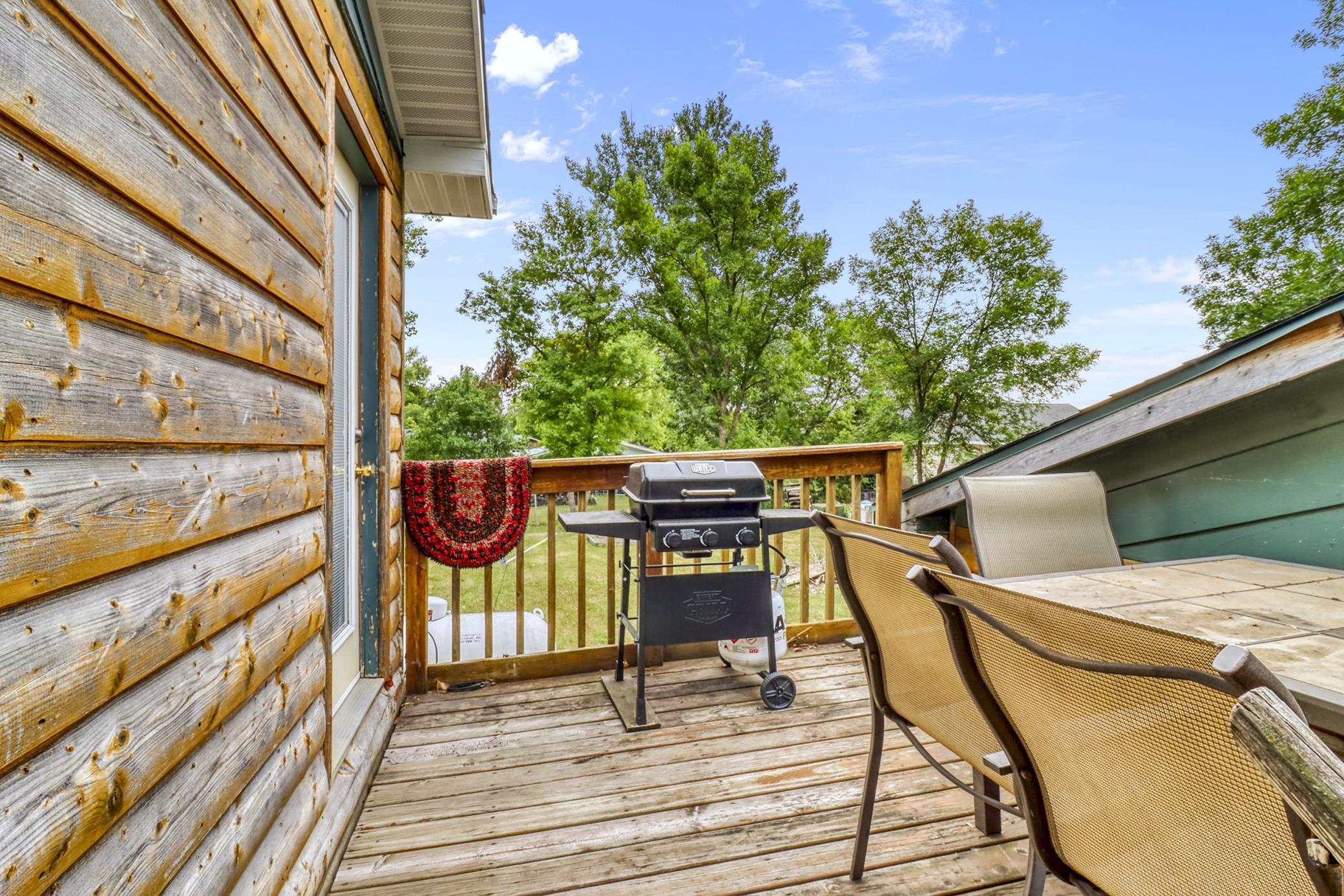 1982 single family home for sale at 105 6th Street in Christine, ND — 4 bed, 2 bath (photo 38 of 38)