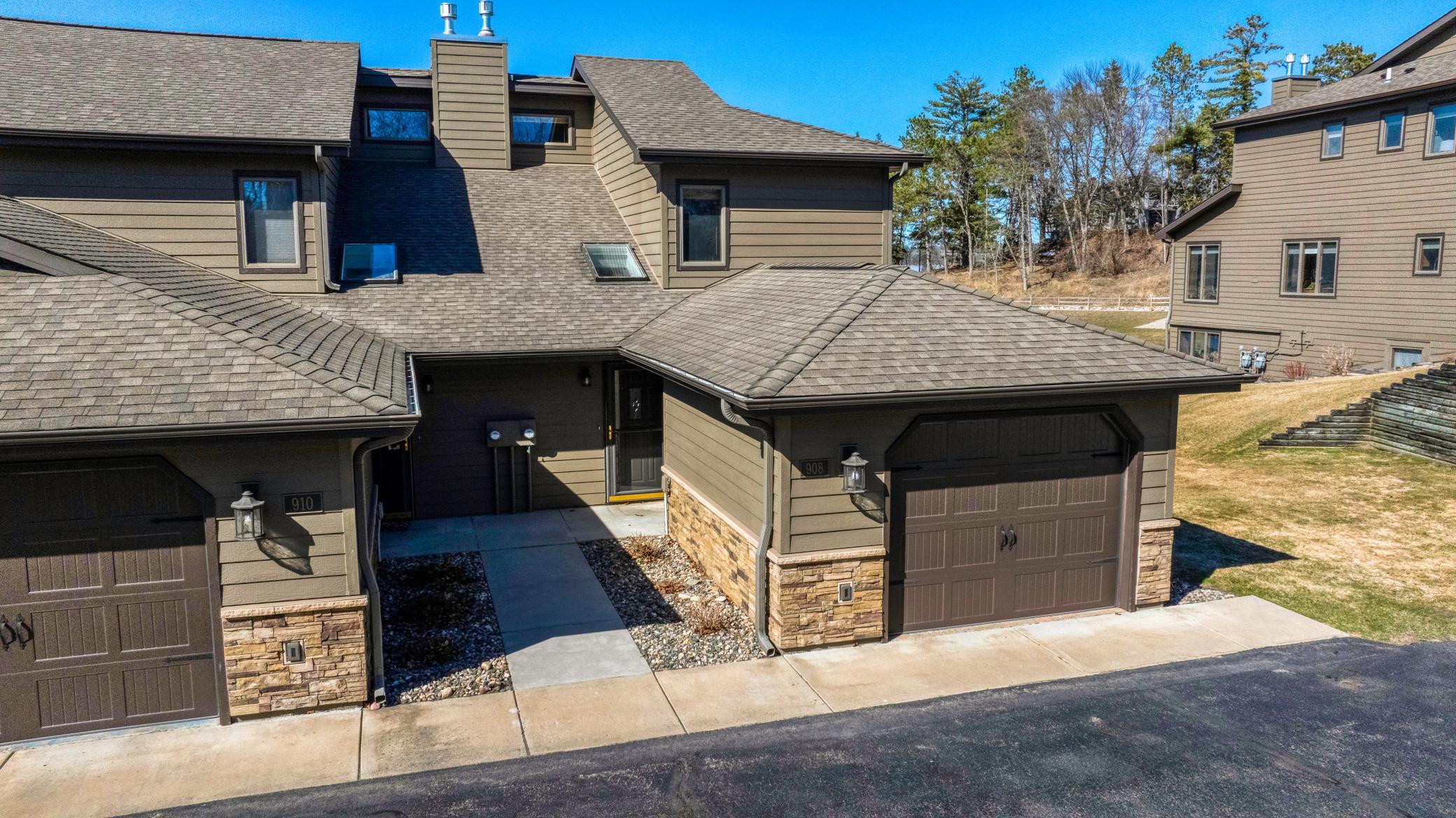 1987 townhouse for sale at 908 Railroad Avenue W in Walker, MN — 2 bed, 3 bath (photo 2 of 44)
