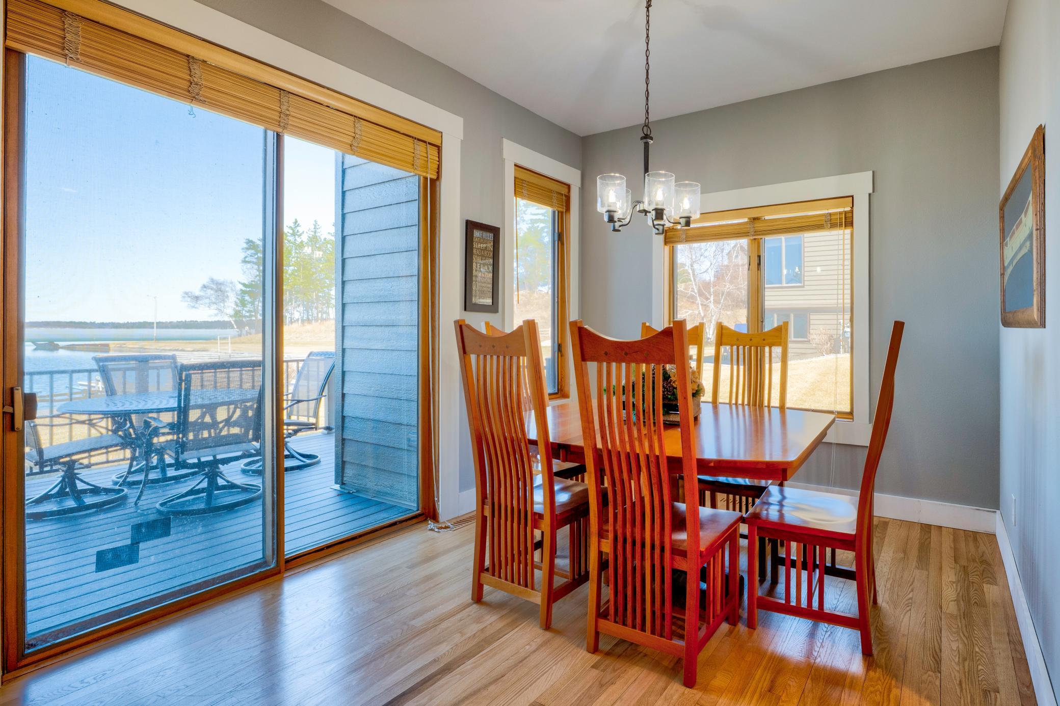 1987 townhouse for sale at 908 Railroad Avenue W in Walker, MN — 2 bed, 3 bath (photo 14 of 44)
