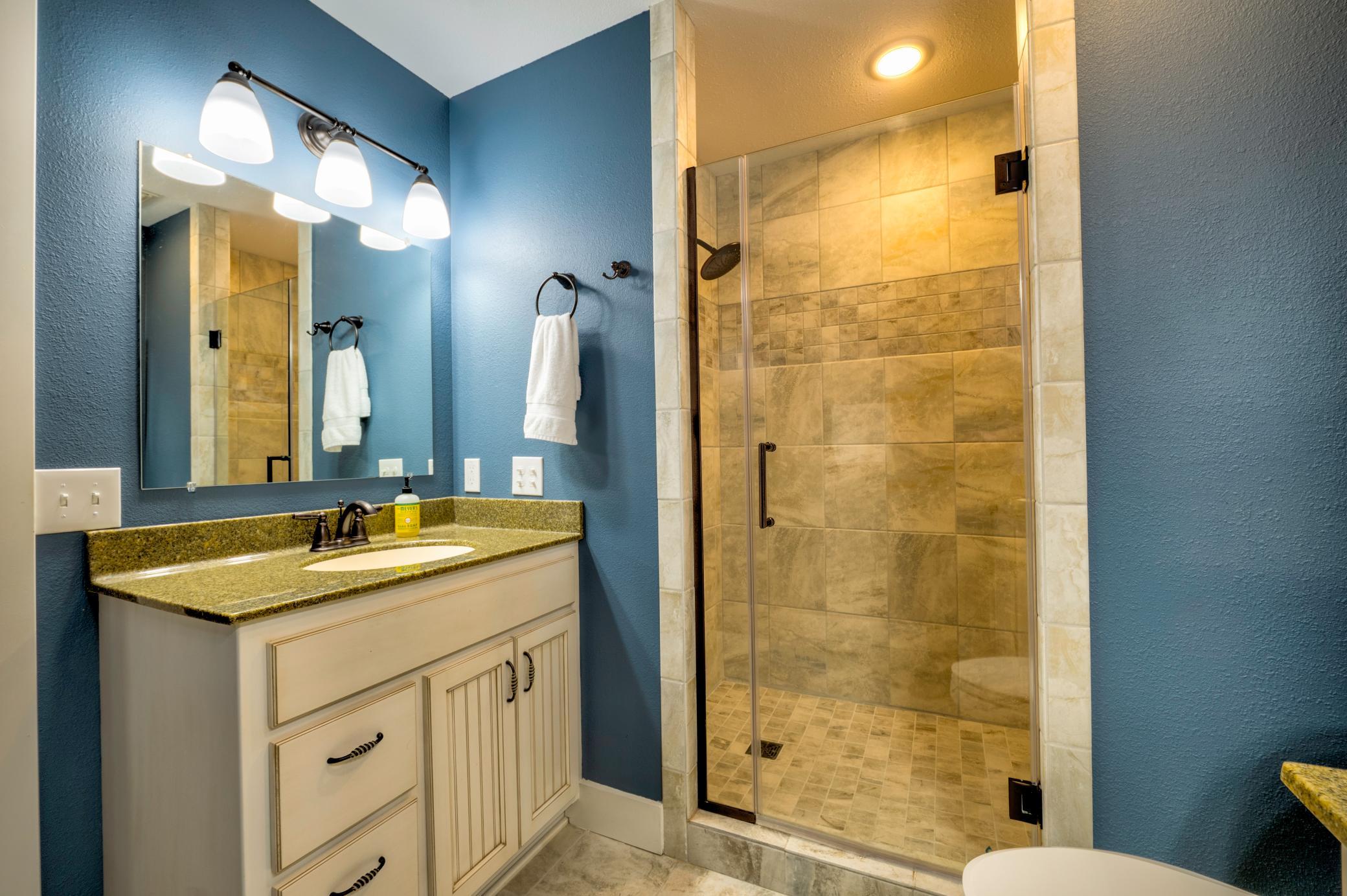 1987 townhouse for sale at 908 Railroad Avenue W in Walker, MN — 2 bed, 3 bath (photo 26 of 44)