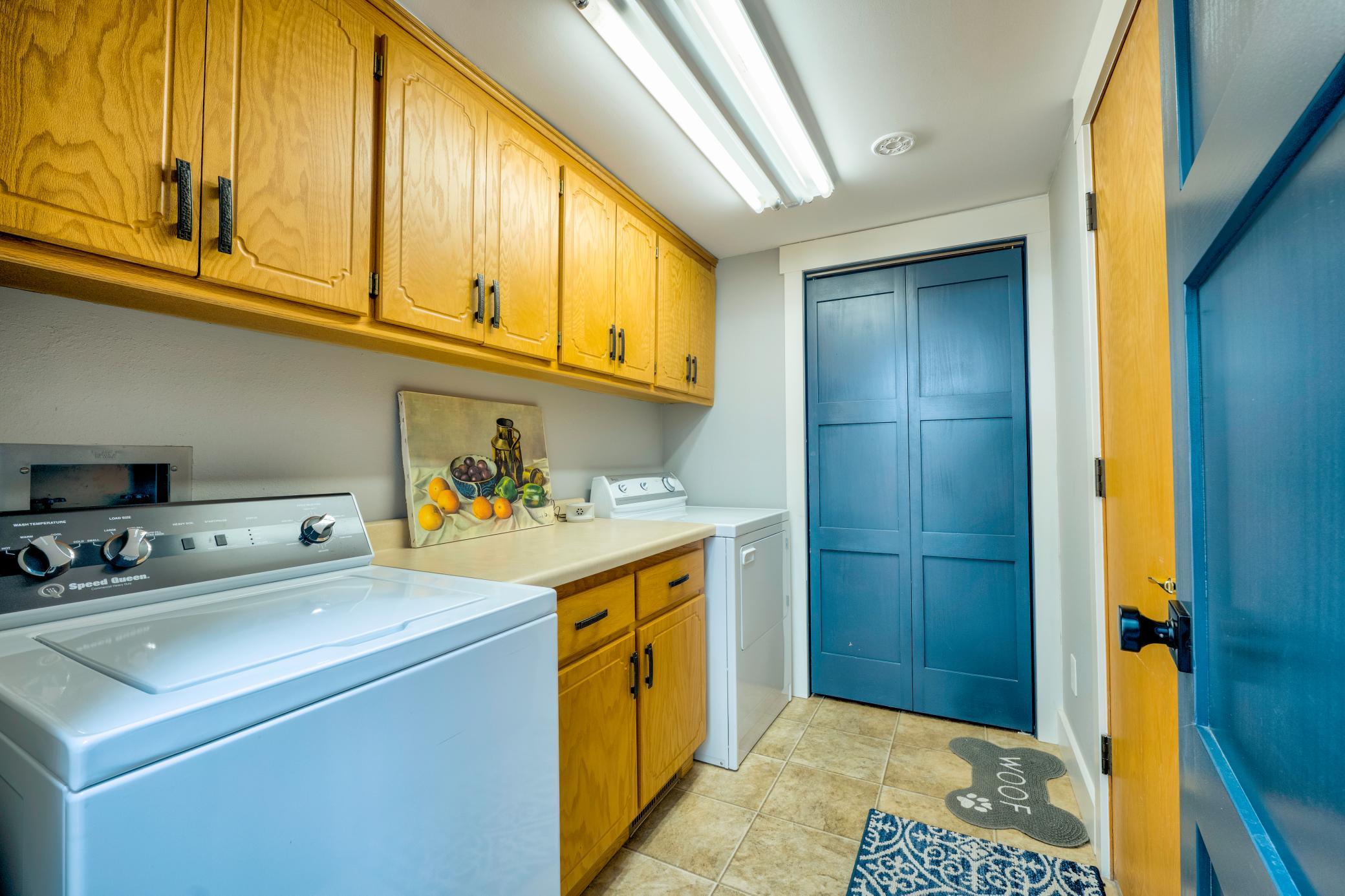 1987 townhouse for sale at 908 Railroad Avenue W in Walker, MN — 2 bed, 3 bath (photo 28 of 44)