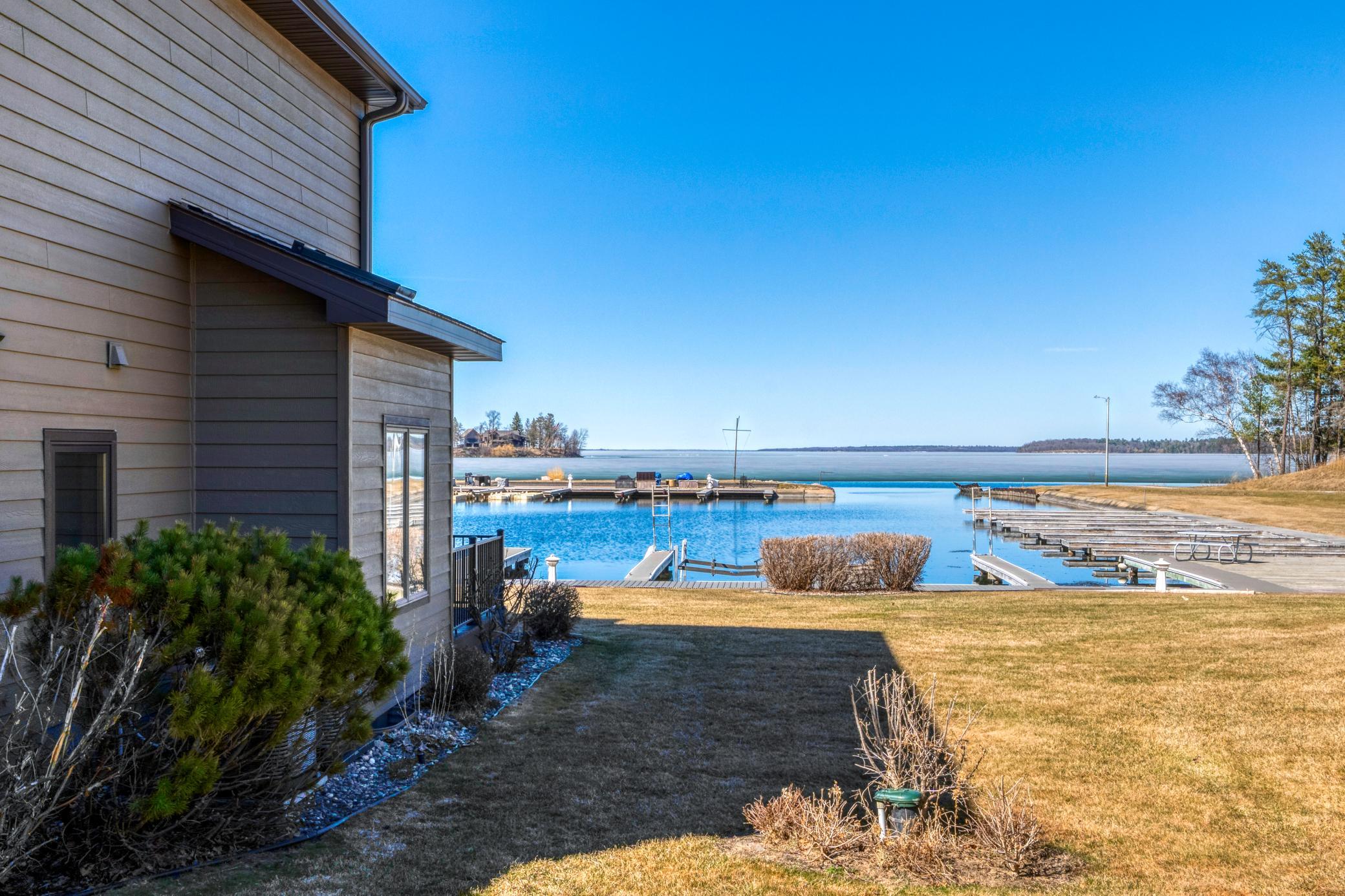 1987 townhouse for sale at 908 Railroad Avenue W in Walker, MN — 2 bed, 3 bath (photo 29 of 44)