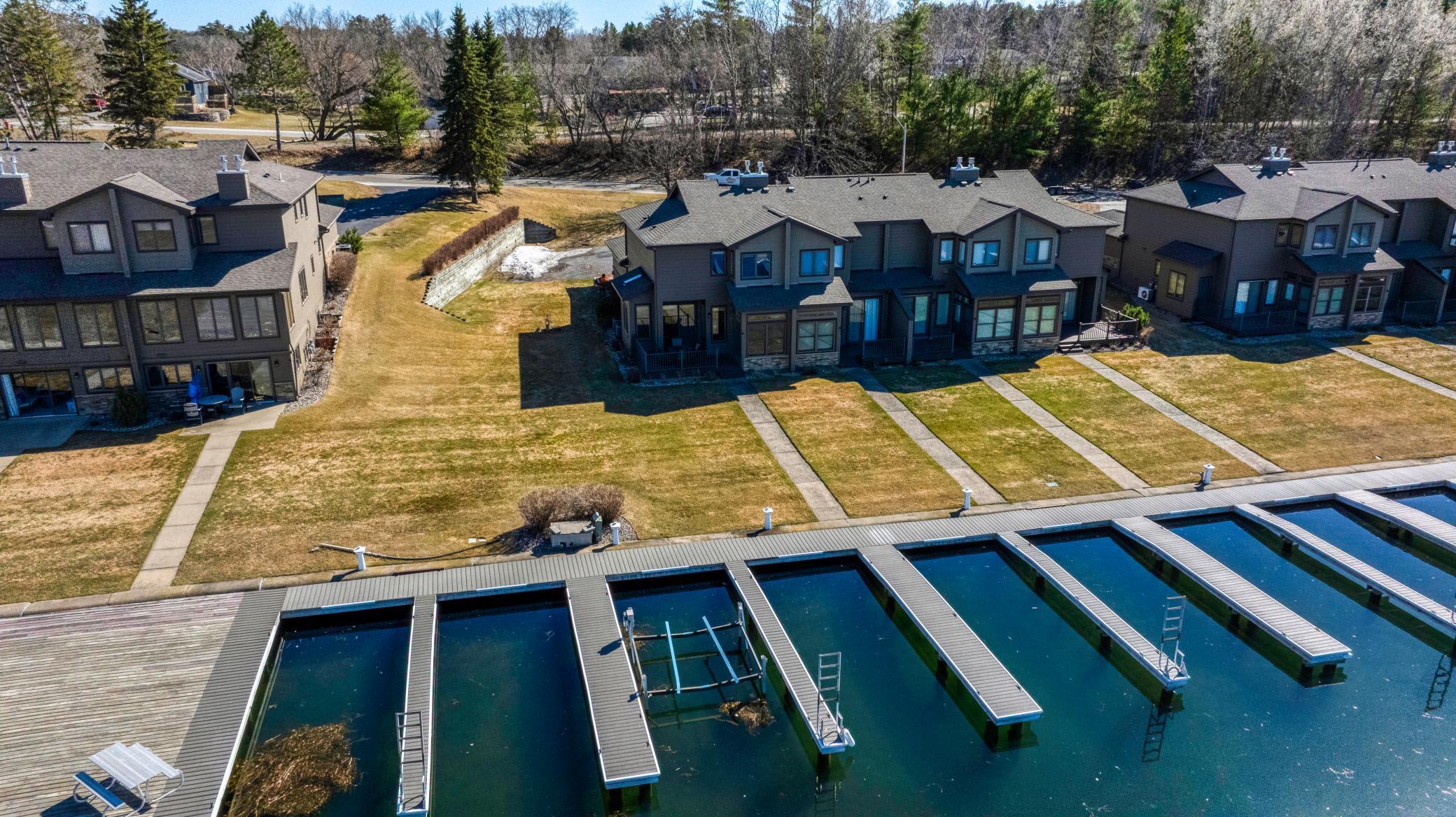 1987 townhouse for sale at 908 Railroad Avenue W in Walker, MN — 2 bed, 3 bath (photo 41 of 44)