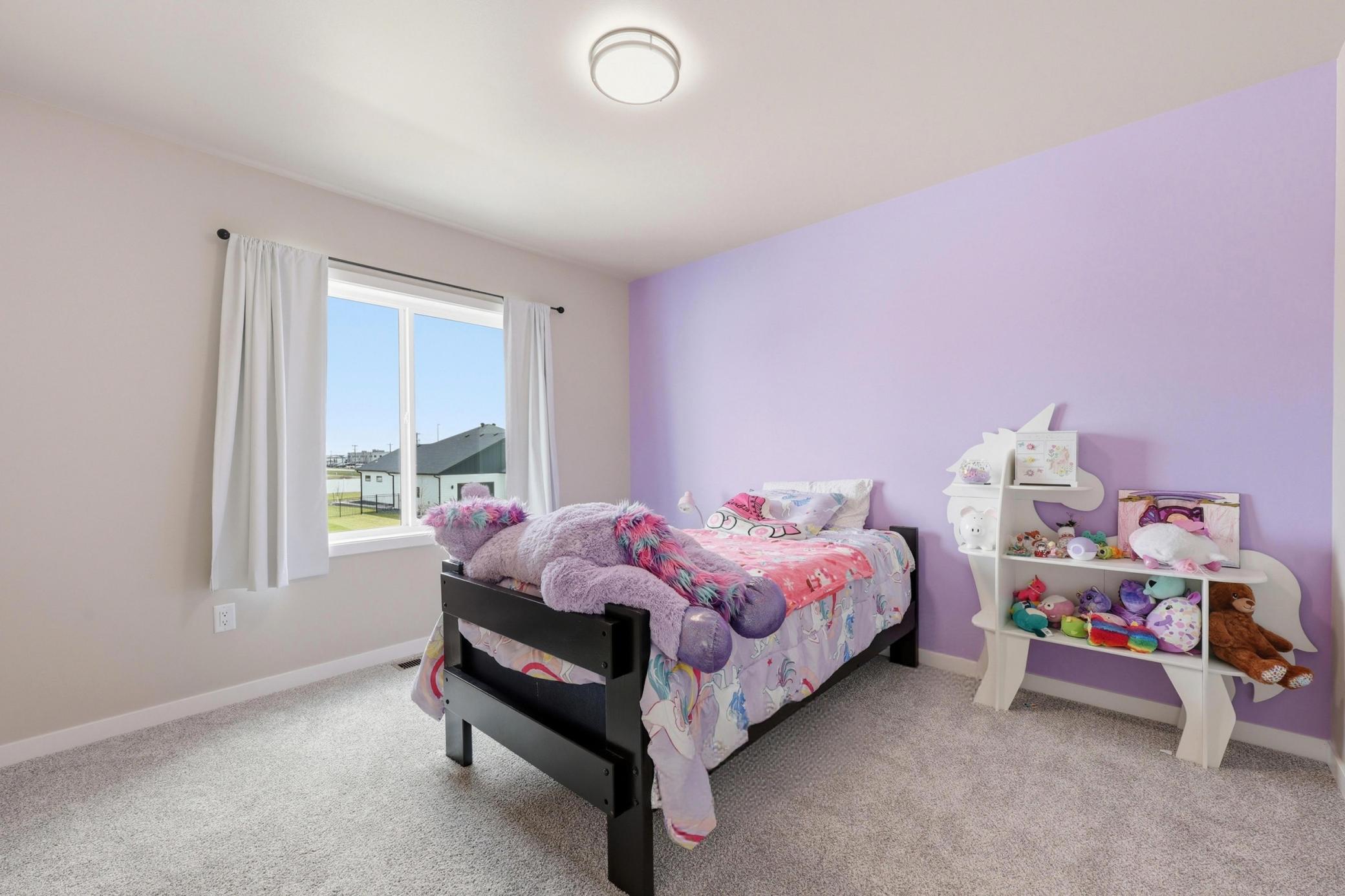 2024 single family home for sale at 102 Annies Way in Mapleton, ND — 5 bed, 4 bath (photo 25 of 55)