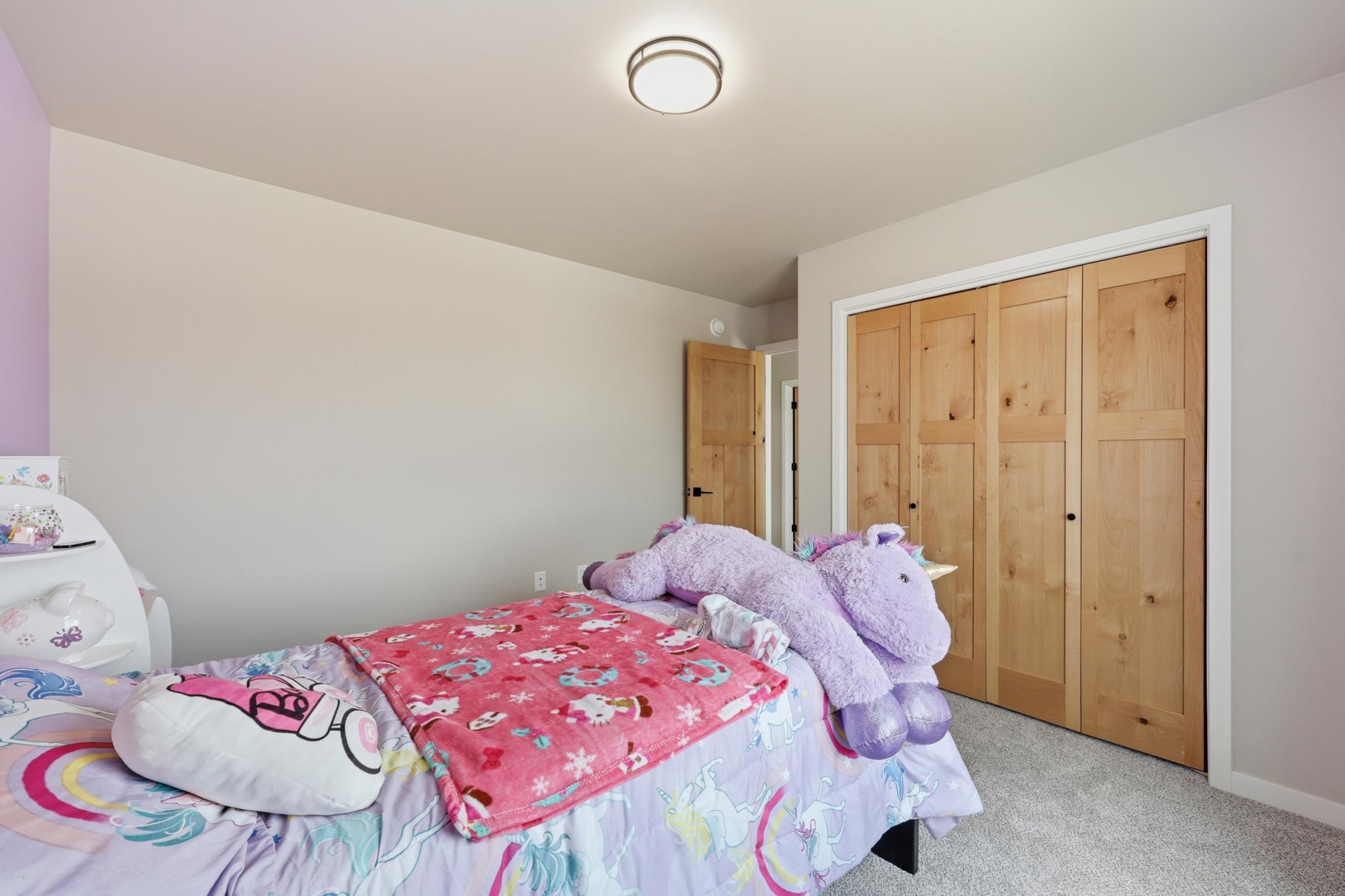 2024 single family home for sale at 102 Annies Way in Mapleton, ND — 5 bed, 4 bath (photo 26 of 55)