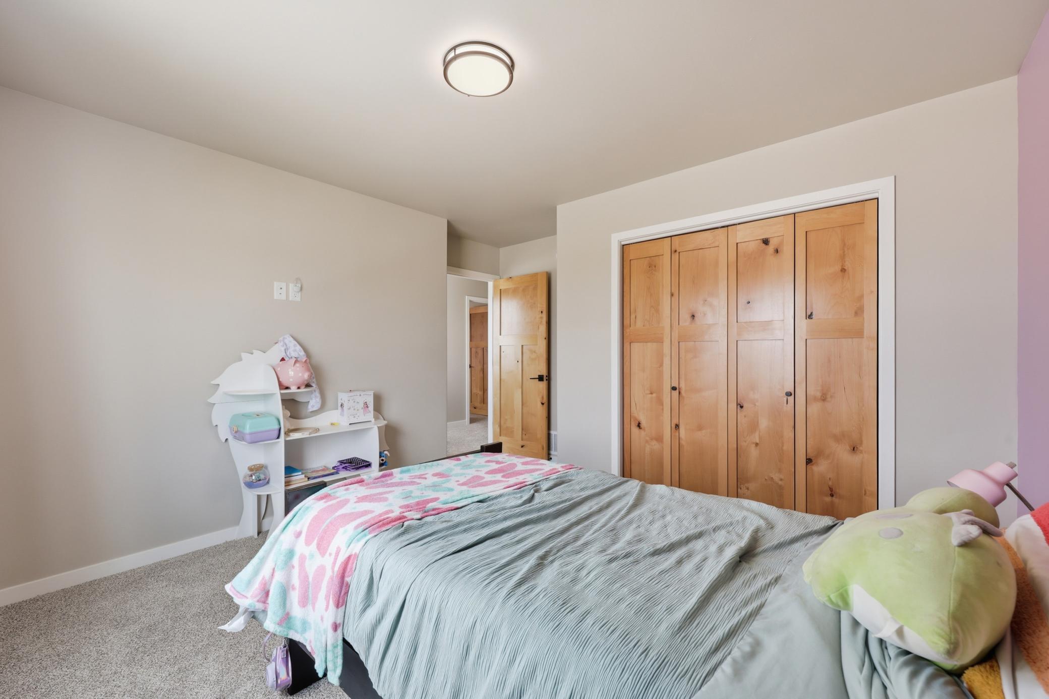 2024 single family home for sale at 102 Annies Way in Mapleton, ND — 5 bed, 4 bath (photo 29 of 55)