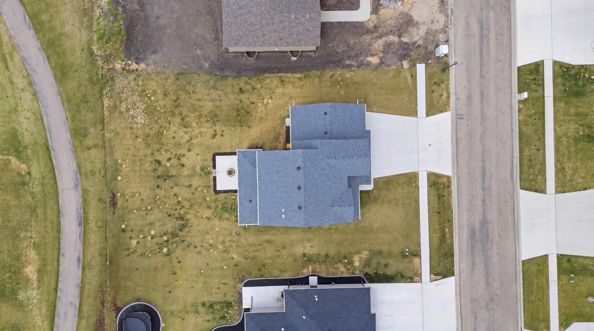 2024 single family home for sale at 102 Annies Way in Mapleton, ND — 5 bed, 4 bath (photo 46 of 55)