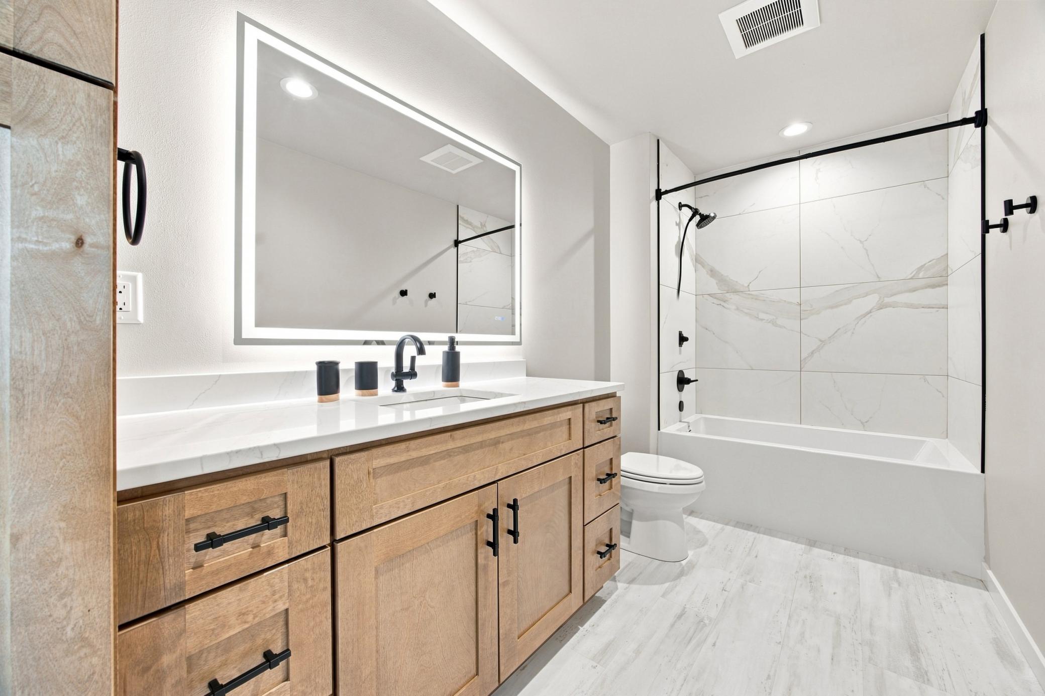 2024 single family home for sale at 102 Annies Way in Mapleton, ND — 5 bed, 4 bath (photo 23 of 47)