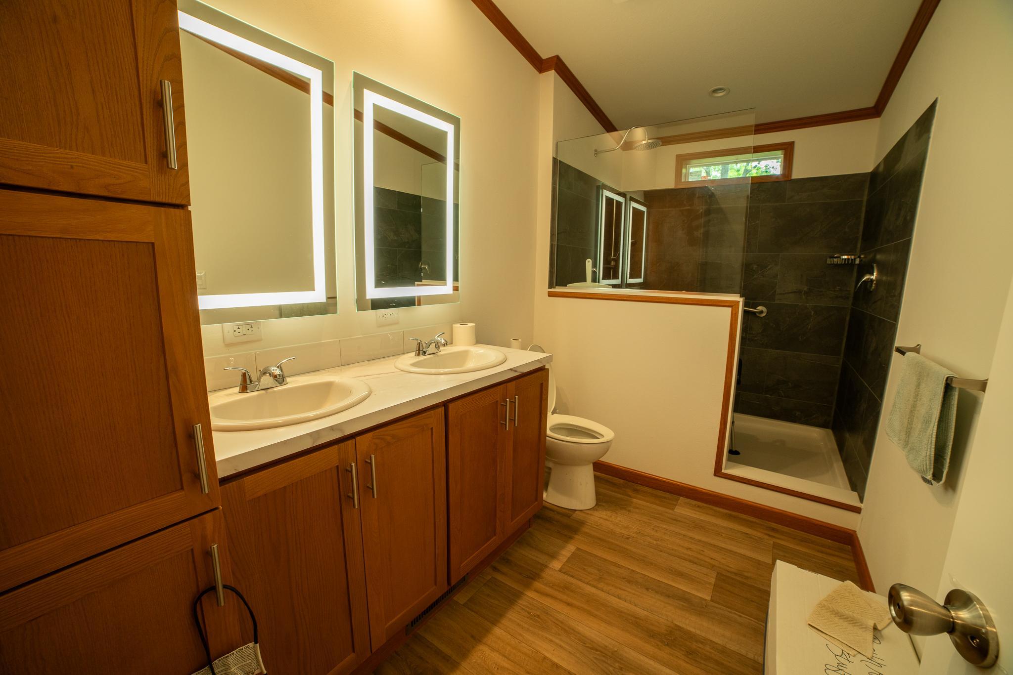 1989 single family home for sale at 4452 Boone Point Road NW in Hackensack, MN — 2 bed, 2 bath (photo 14 of 17)