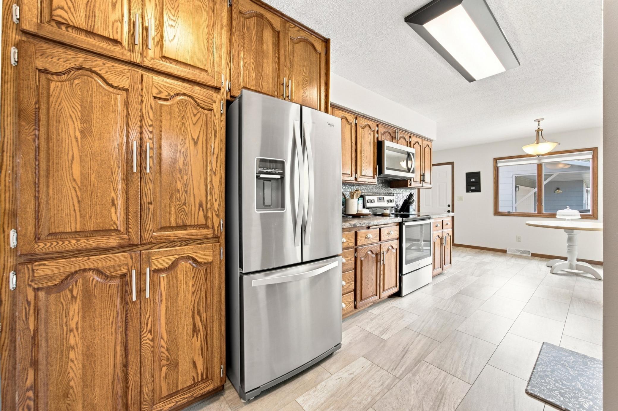 519 Appletree Lane, Moorhead MN 56560 - Photo 12 of 45