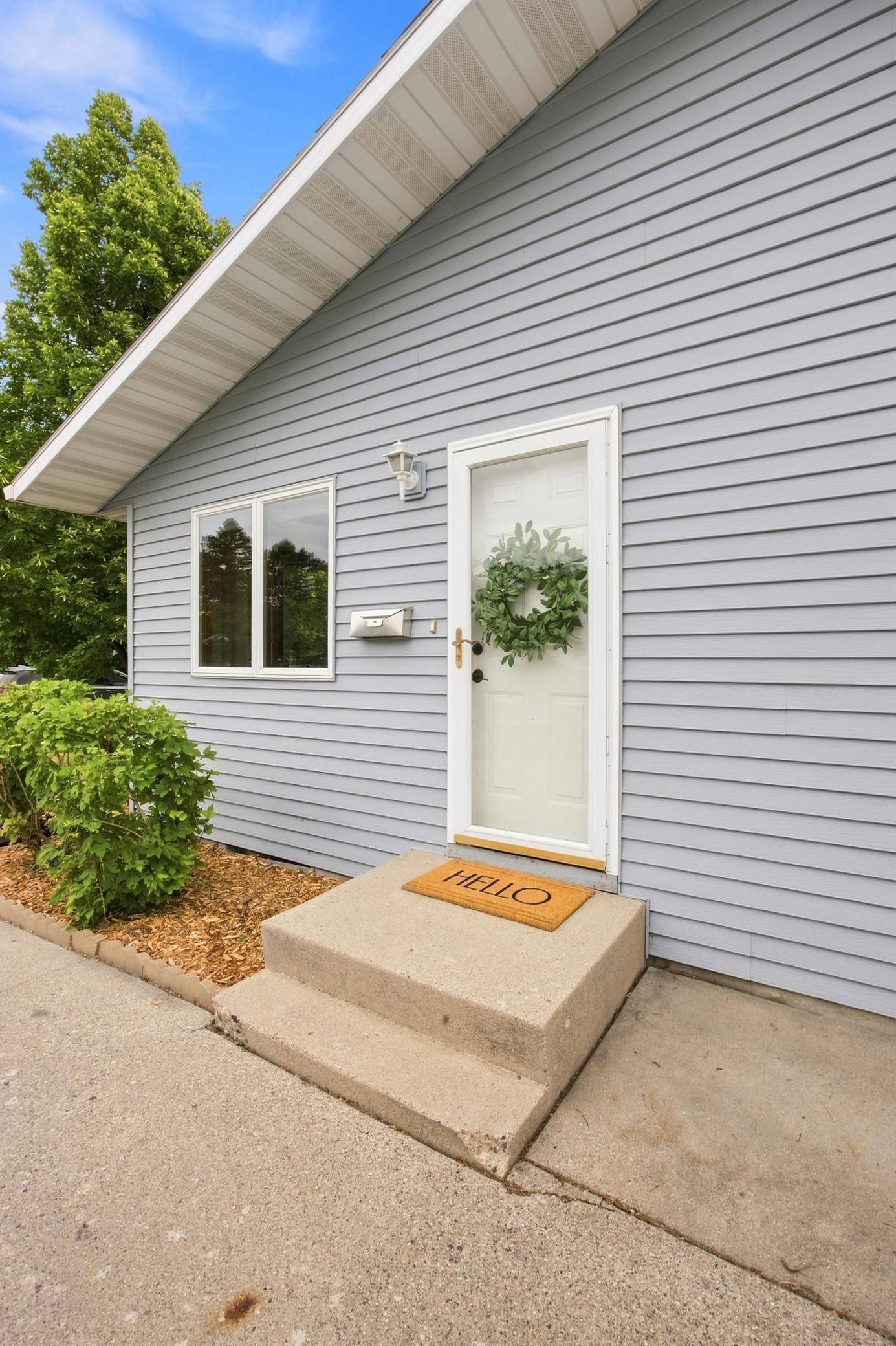 519 Appletree Lane, Moorhead MN 56560 - Photo 4 of 45