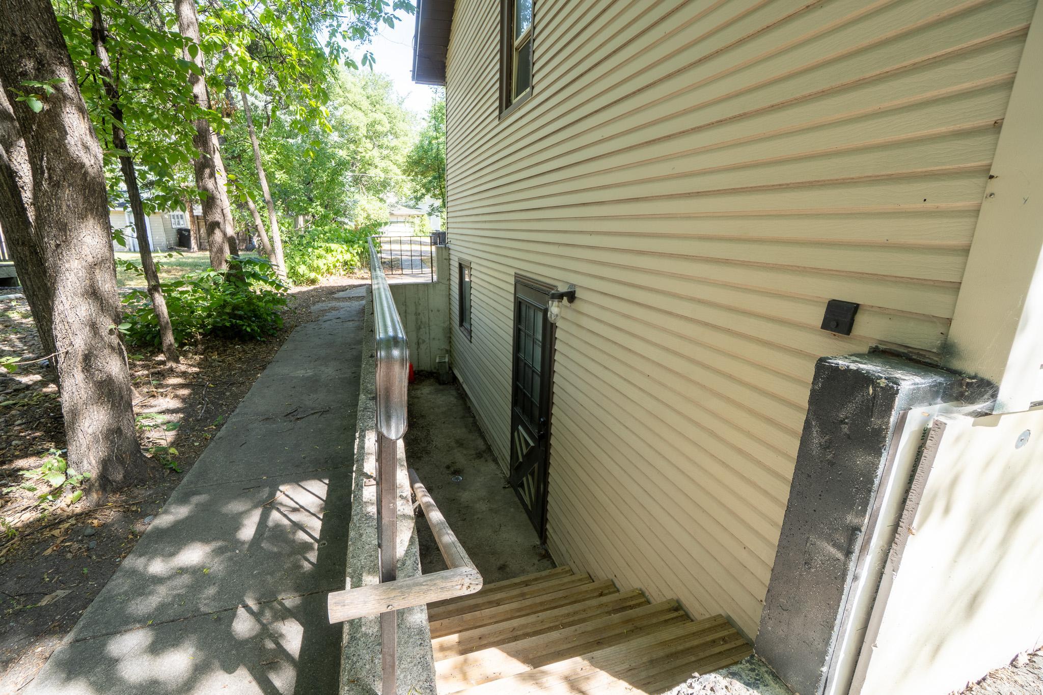 915 College Street N, Fargo ND 58102 - Photo 26 of 26