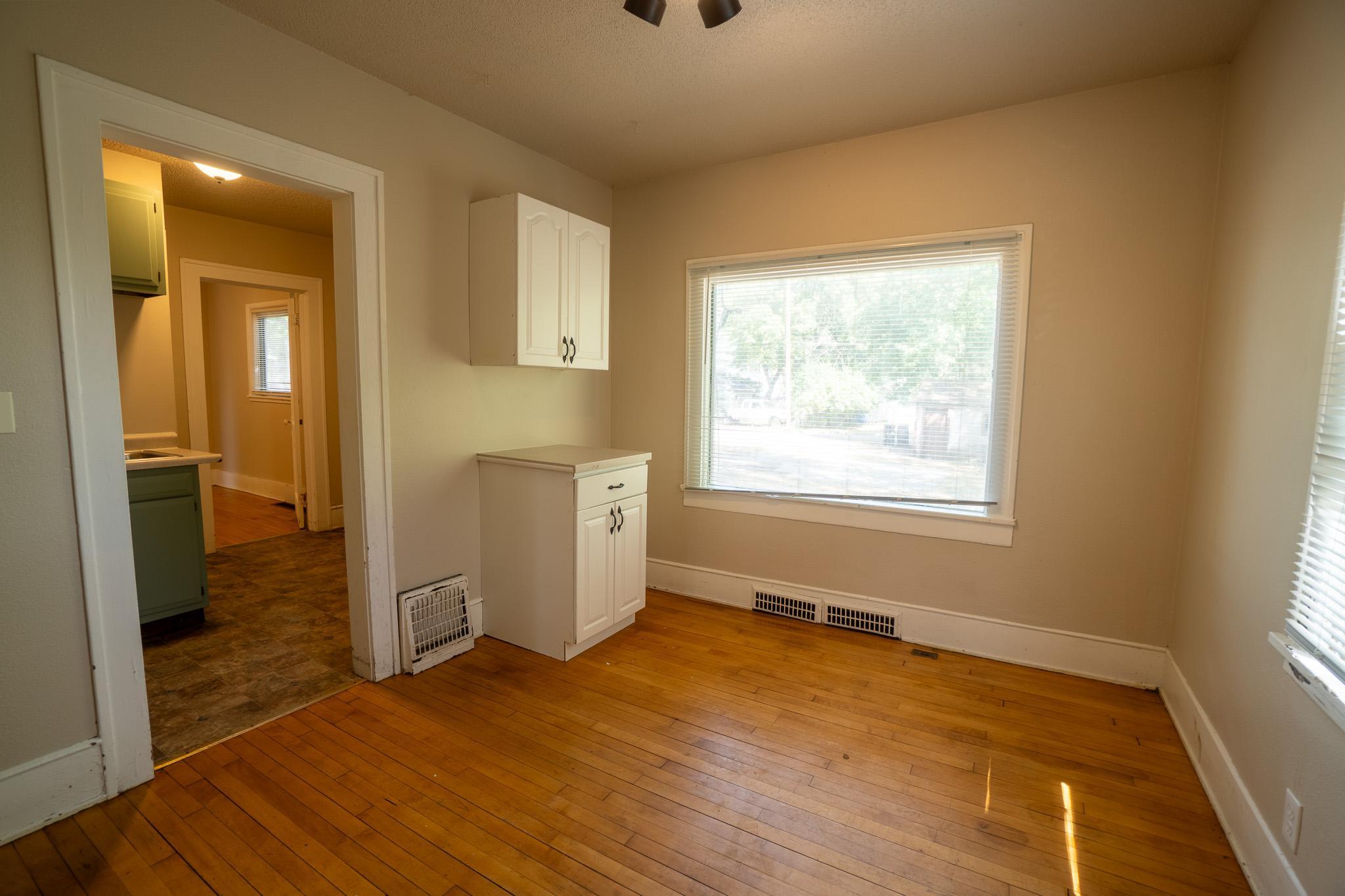 915 College Street N, Fargo ND 58102 - Photo 5 of 26