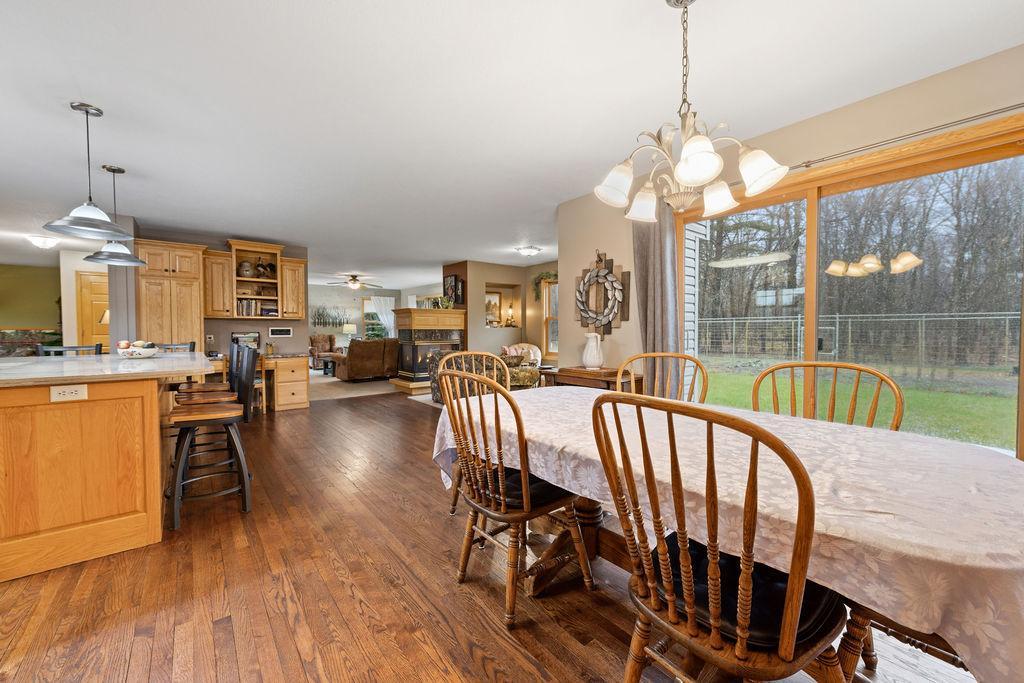 2000 single family home for sale at 10745 Birch Trail in Brainerd, MN — 4 bed, 3 bath (photo 11 of 55)