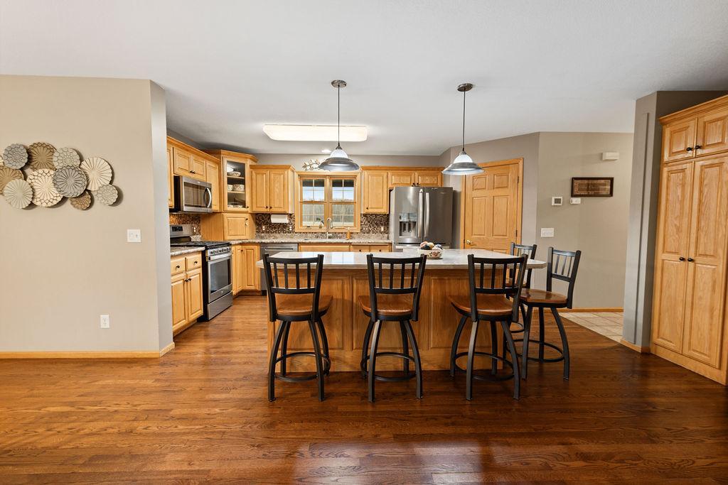 2000 single family home for sale at 10745 Birch Trail in Brainerd, MN — 4 bed, 3 bath (photo 4 of 55)