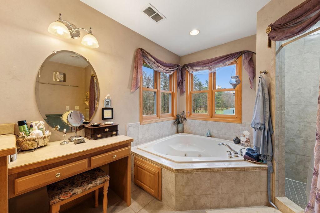 2000 single family home for sale at 10745 Birch Trail in Brainerd, MN — 4 bed, 3 bath (photo 38 of 55)