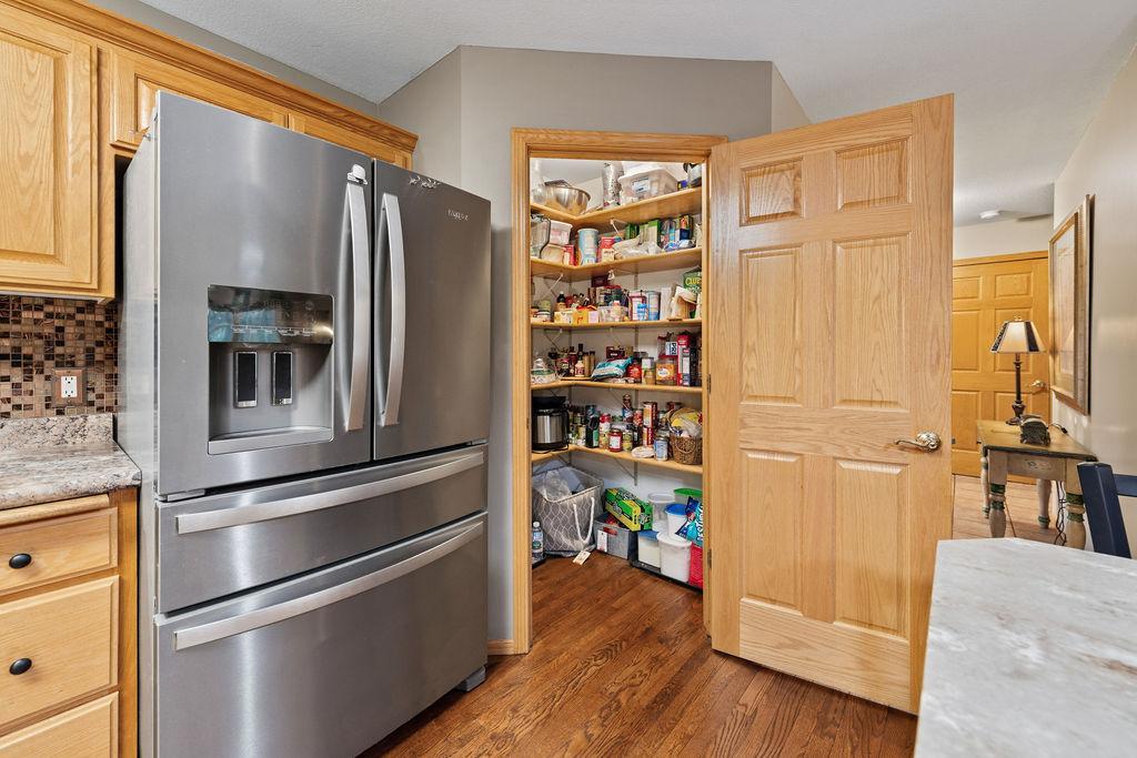 2000 single family home for sale at 10745 Birch Trail in Brainerd, MN — 4 bed, 3 bath (photo 8 of 55)