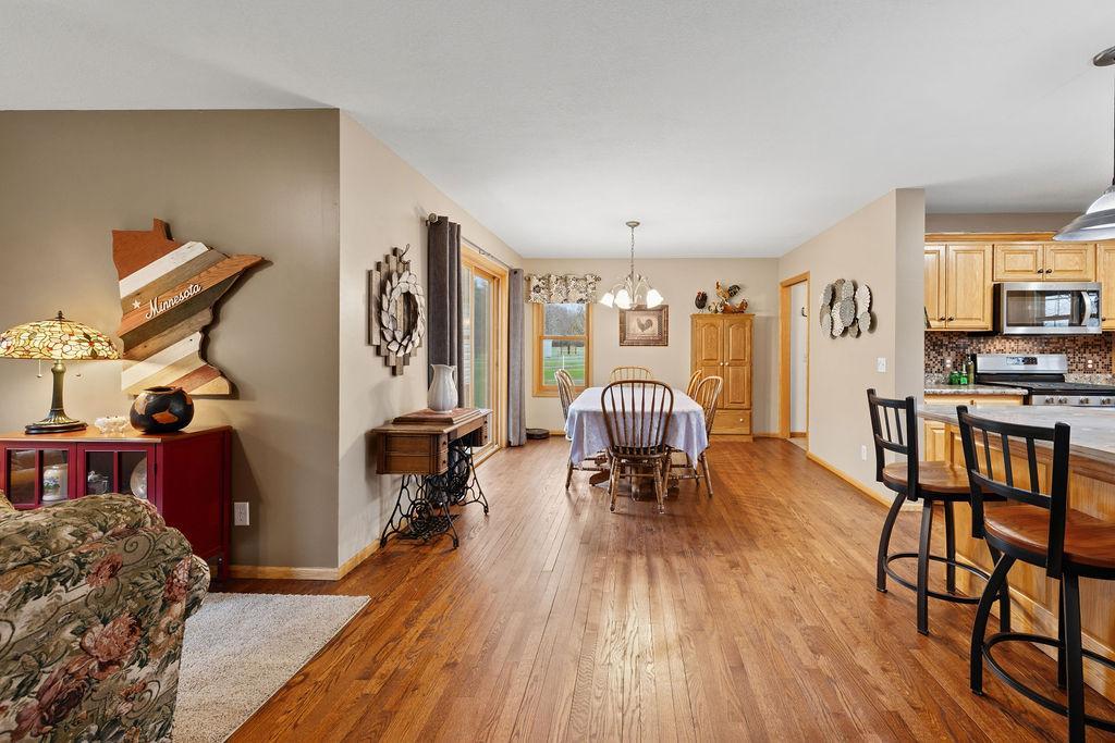 2000 single family home for sale at 10745 Birch Trail in Brainerd, MN — 4 bed, 3 bath (photo 10 of 55)