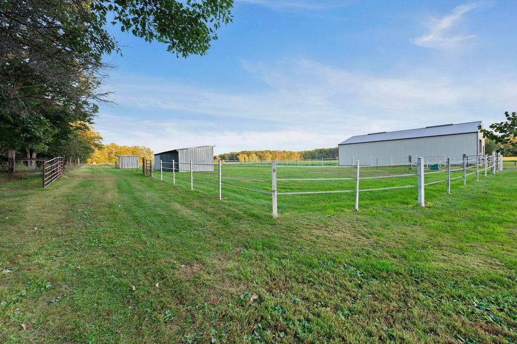 2000 single family home for sale at 10745 Birch Trail in Brainerd, MN — 4 bed, 3 bath (photo 71 of 86)