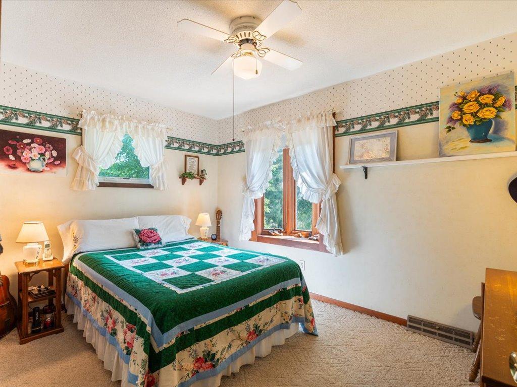 1970 single family home for sale at 12776 Knollwood Drive in Baxter, MN — 5 bed, 2 bath (photo 21 of 45)